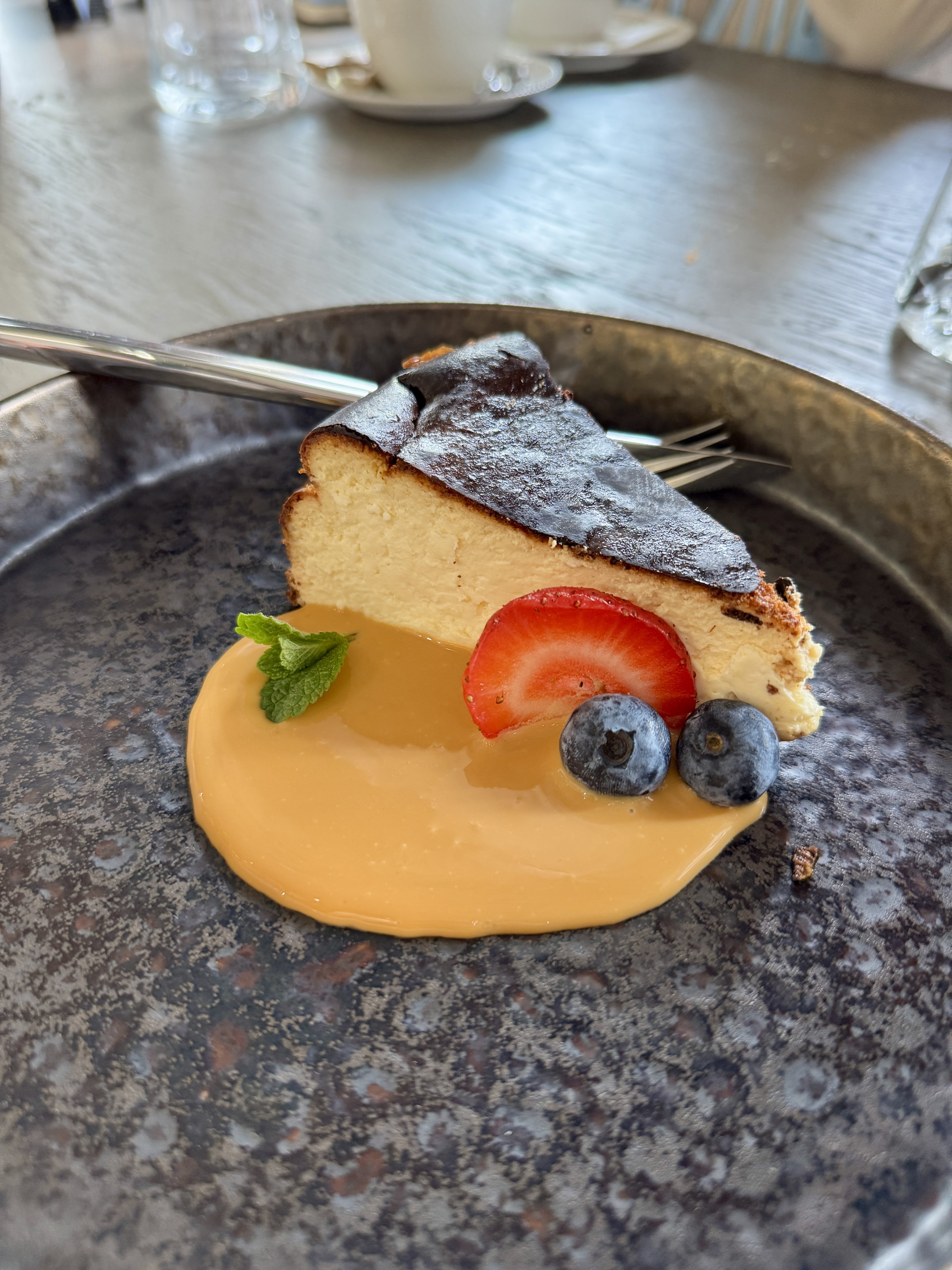 Harni Lyudy image 18