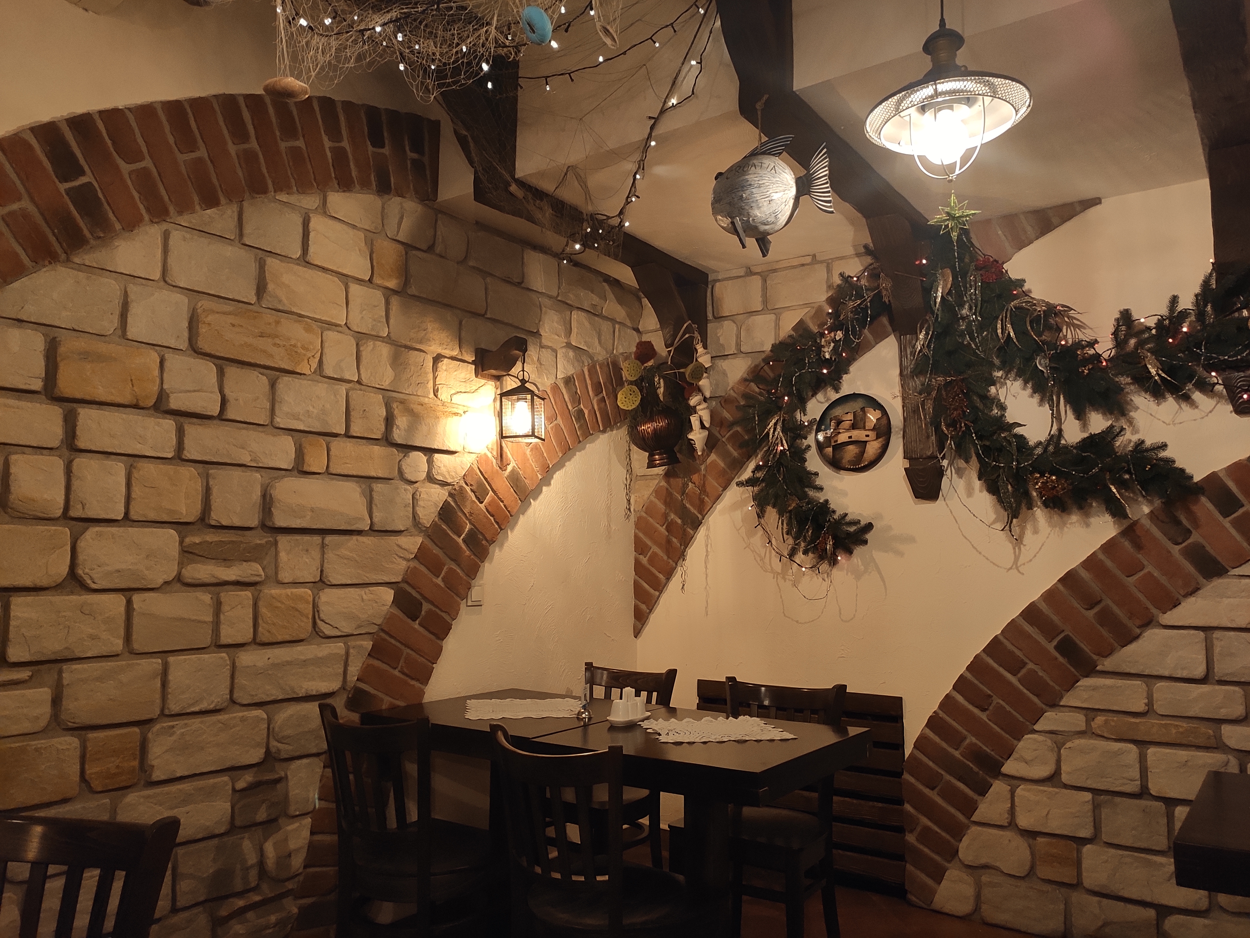 Ресторан Konoba Familija image 17