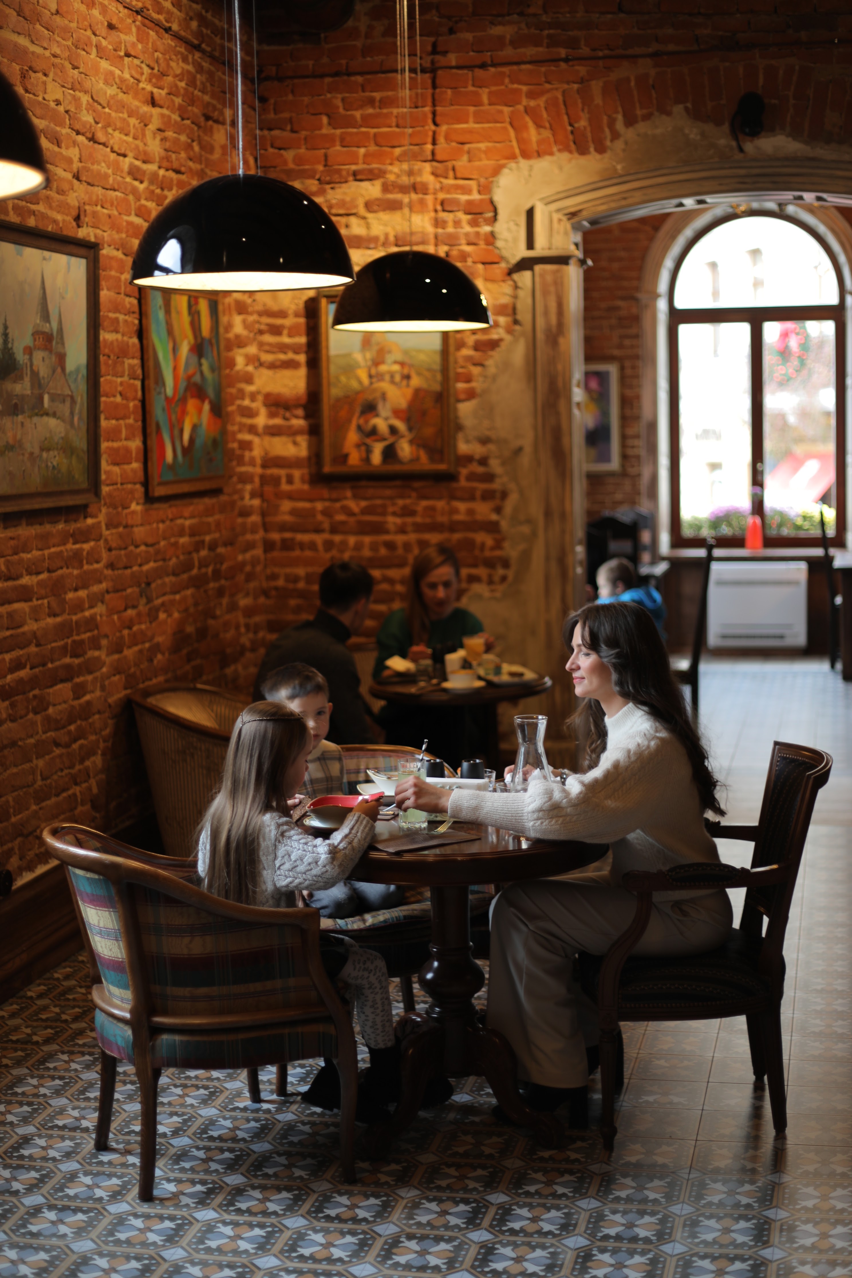 BER NAR DYN Restaurant image 14