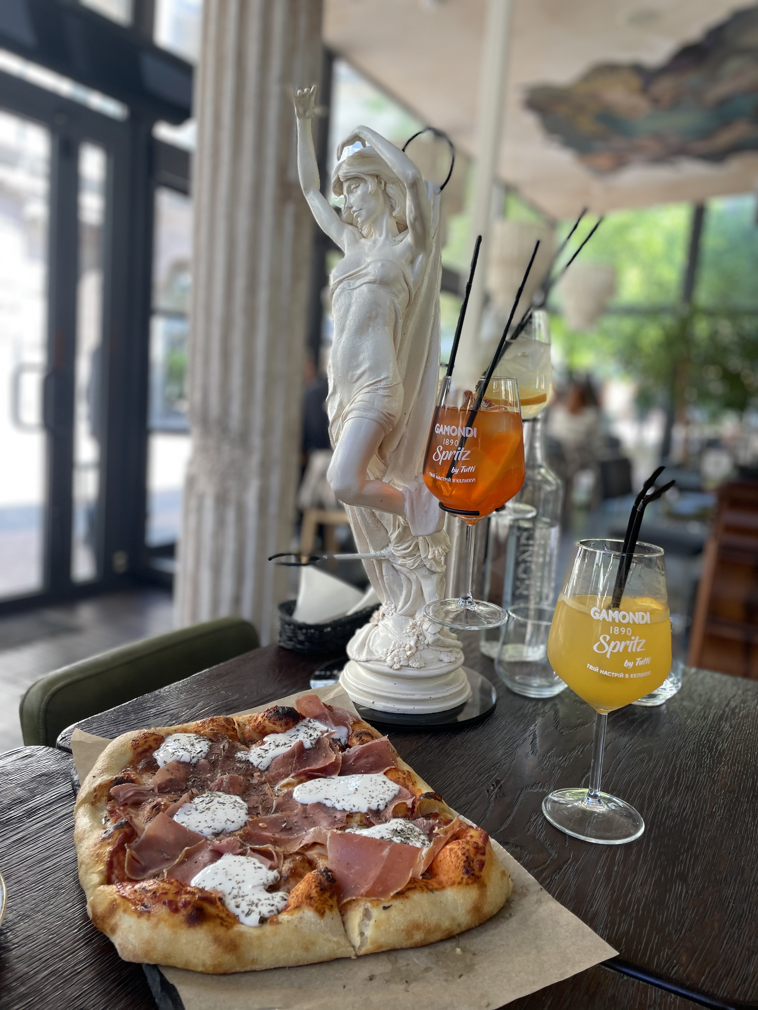 Tutti кафе image 17