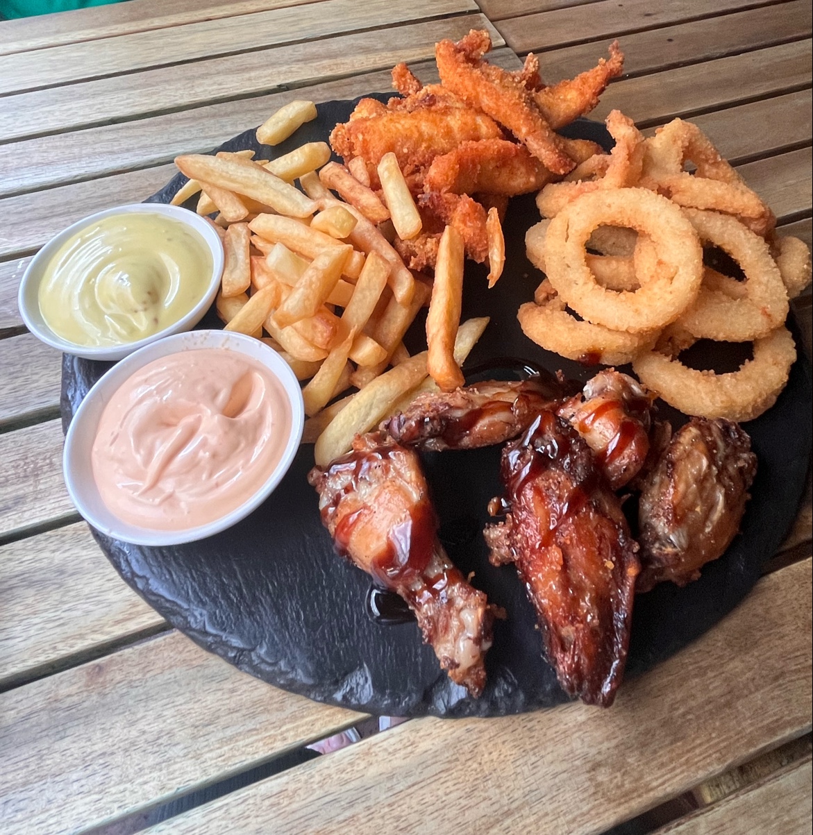 Добрий Друг 4 паб Львів Pub Lviv image 8