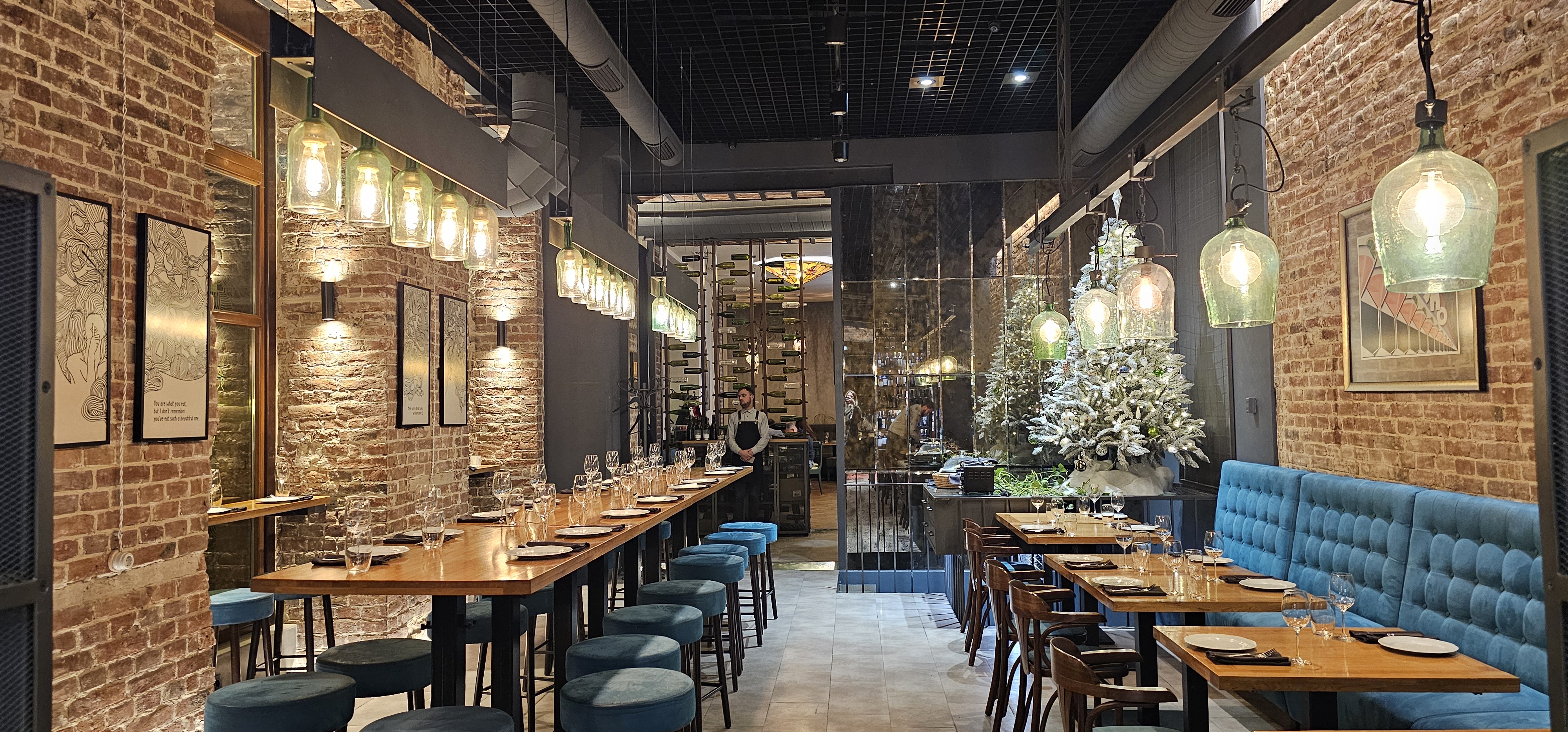 Prague Wine Bar image 15