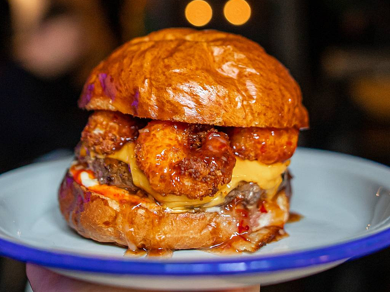 ЕПІК ЧІЗБУРГЕР КАФЕ / EPIC CHEESEBURGER CAFE image 4