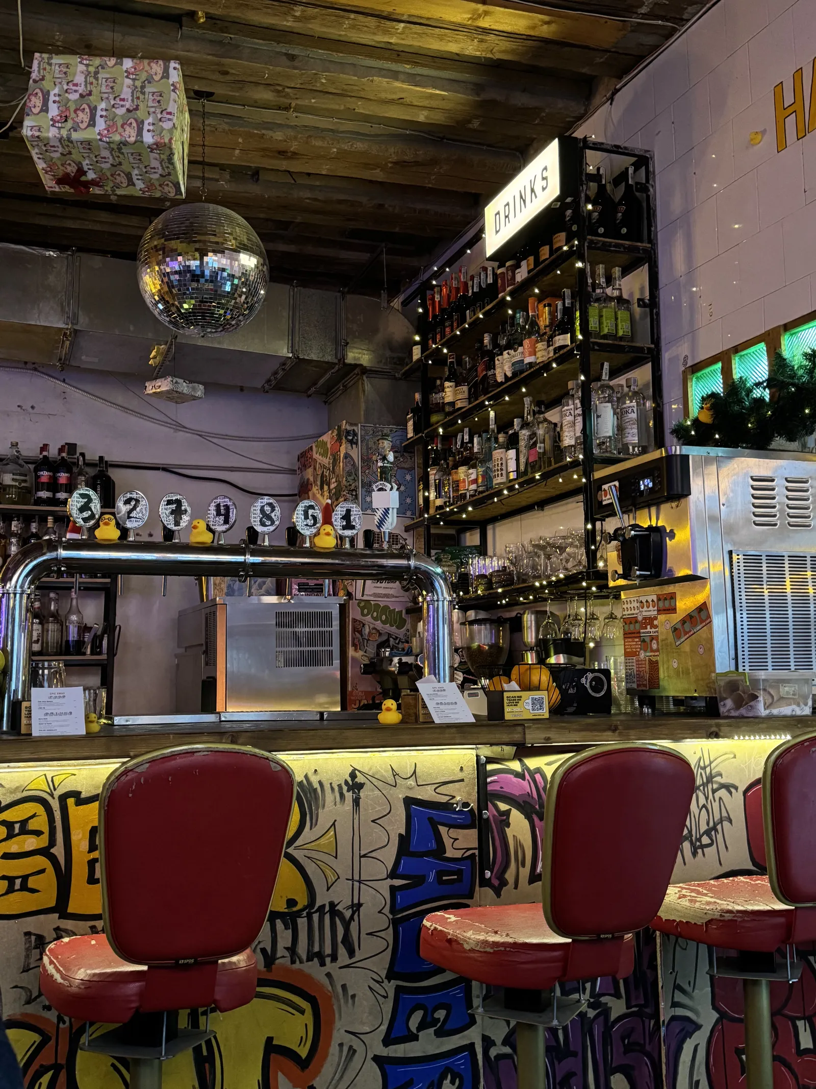 ЕПІК ЧІЗБУРГЕР КАФЕ / EPIC CHEESEBURGER CAFE image 5