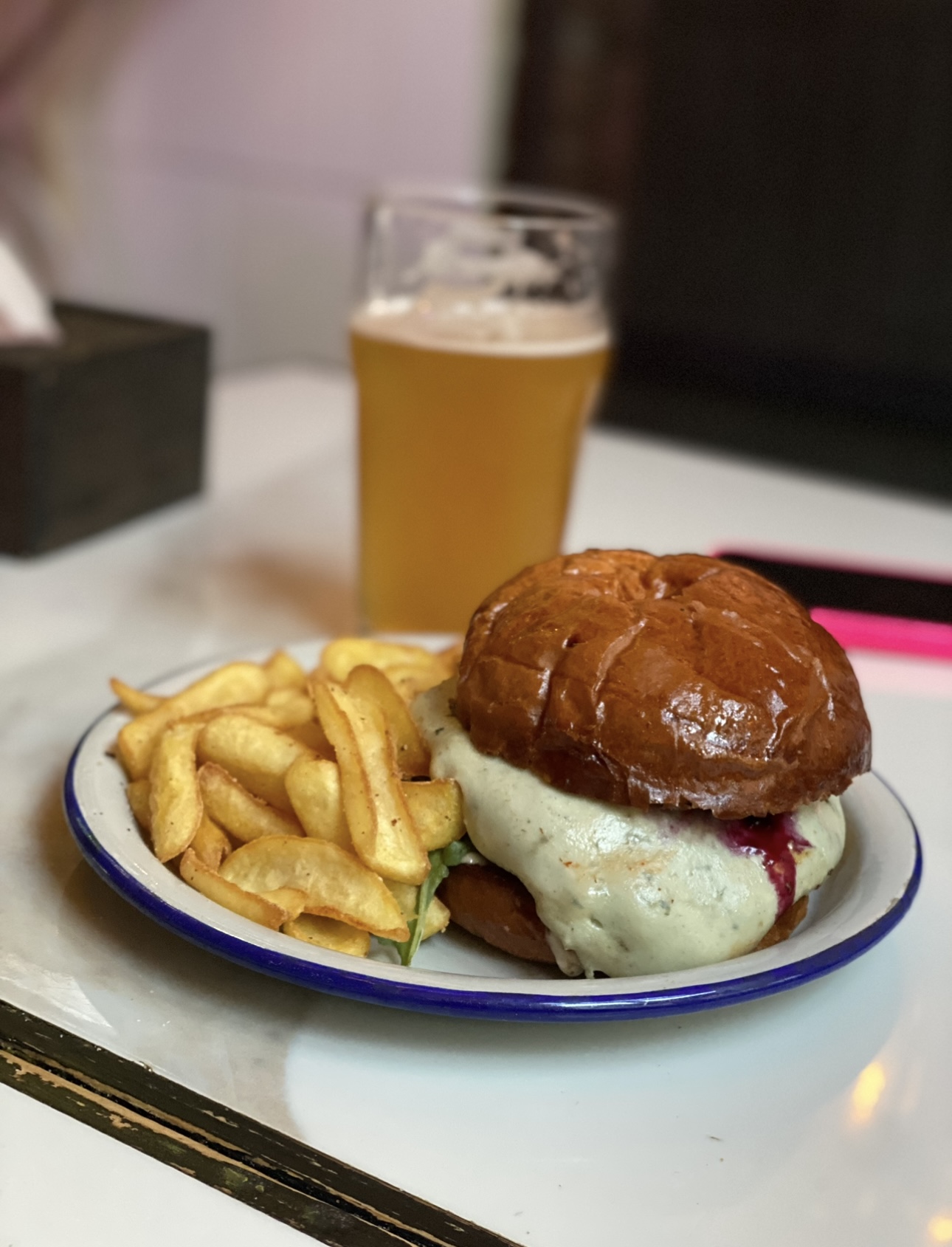 ЕПІК ЧІЗБУРГЕР КАФЕ / EPIC CHEESEBURGER CAFE image 10