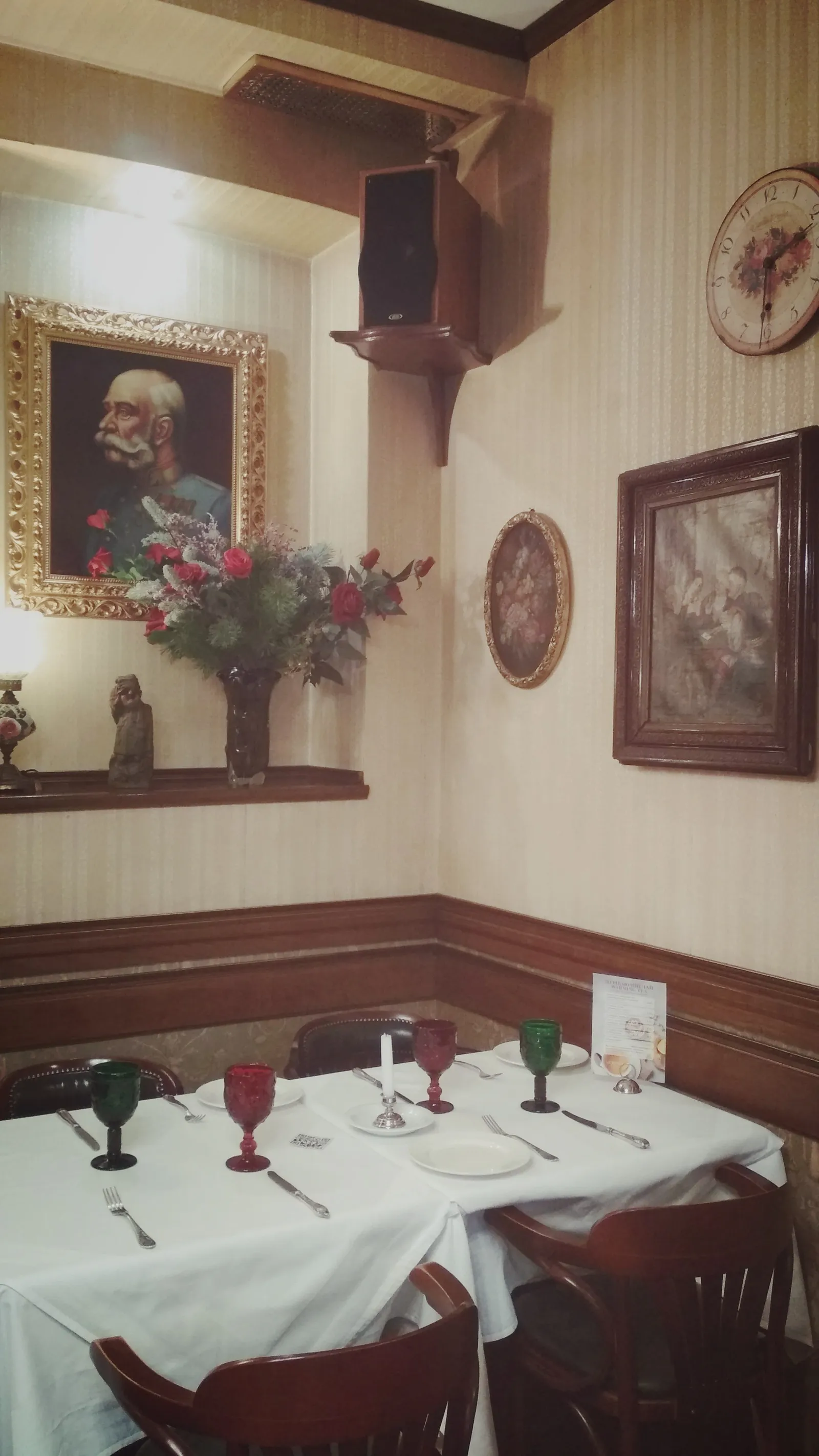 Amadeus image 19