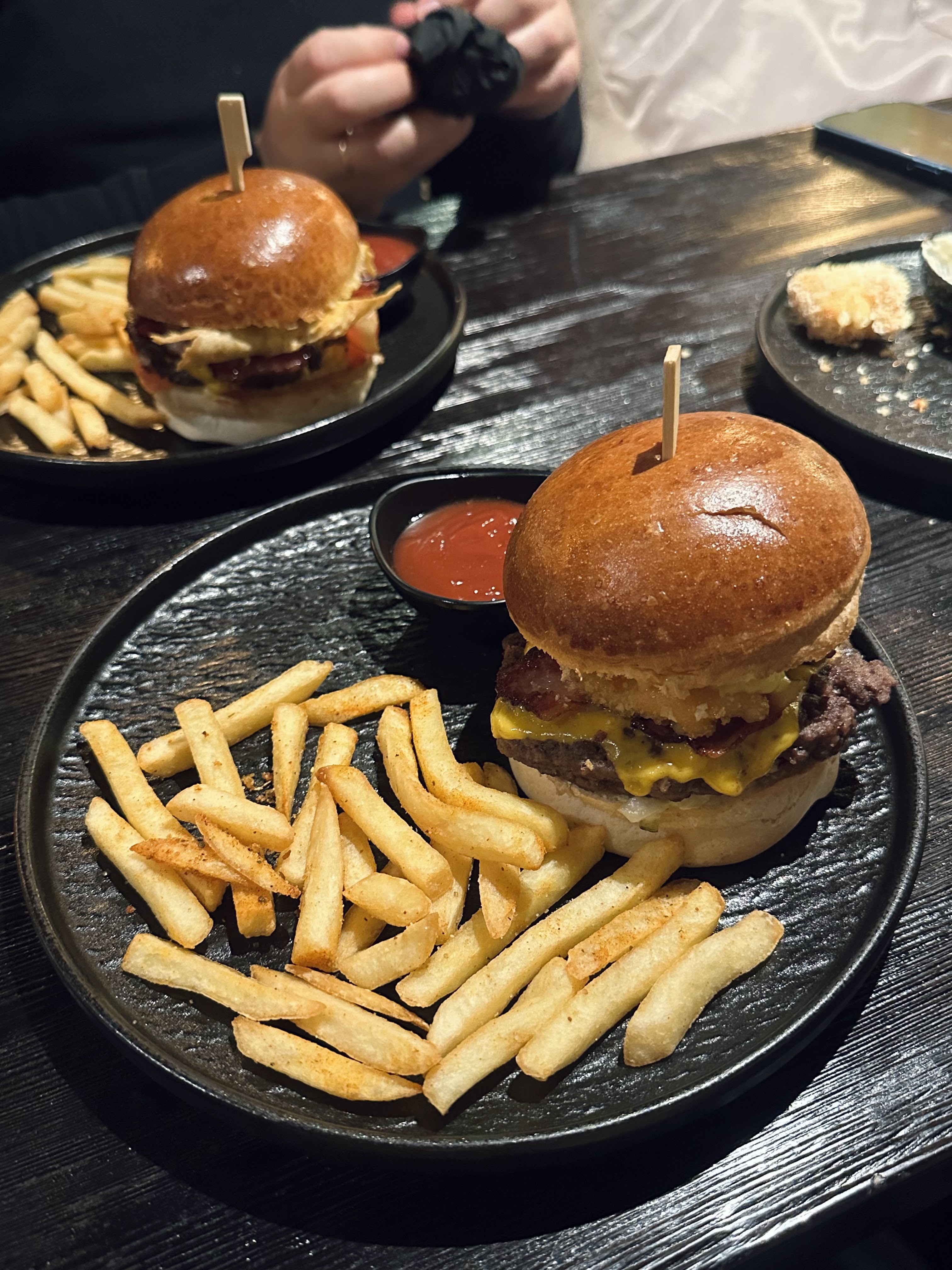 Добрий Друг 5 паб Львів pub Lviv image 13