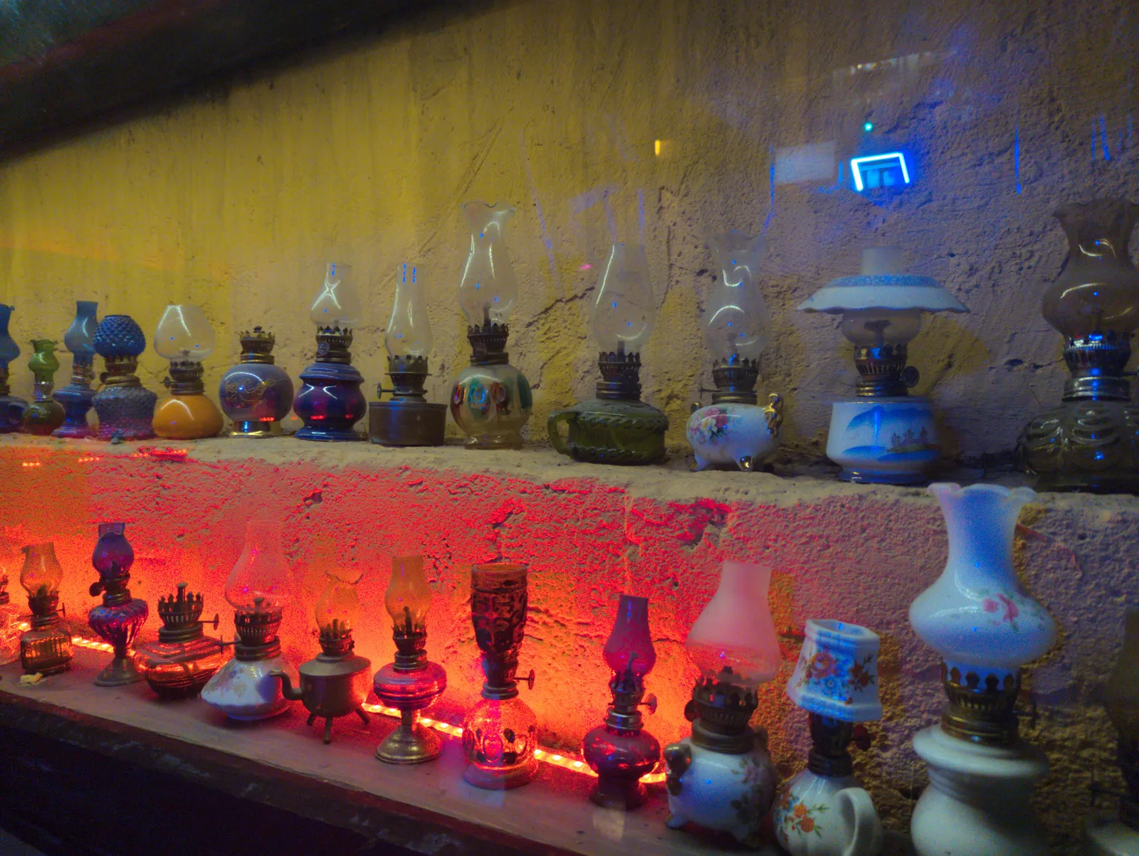 Gas Lamp image 8