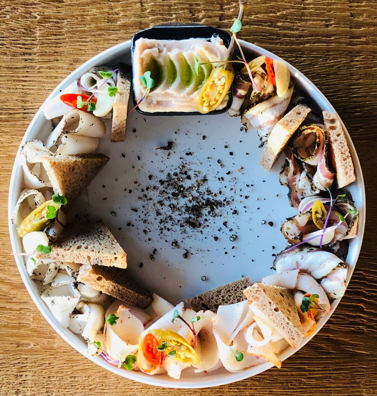 LOFT7 Restaurant image 12