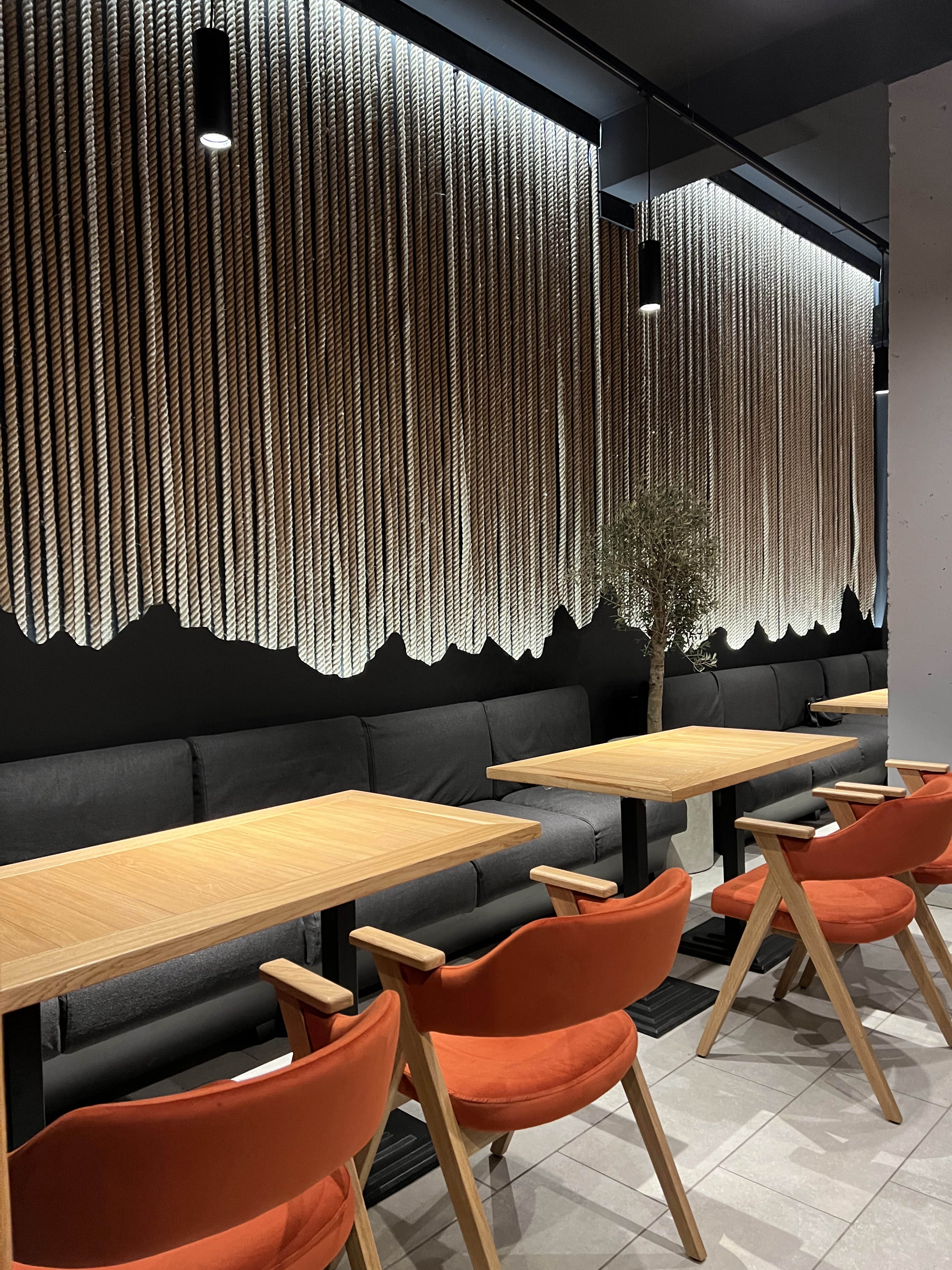 Budzzini проспект Червоної Калини 36 image 13