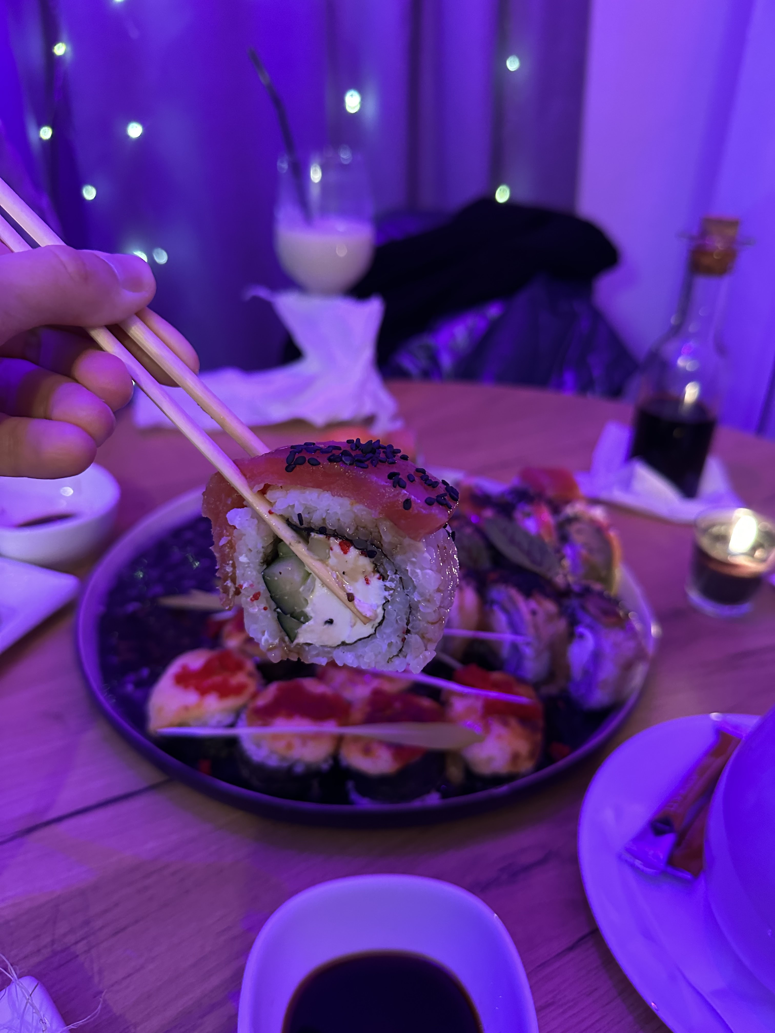 Susheriva Naybilʹshi Sushi U Lʹvovi image 4