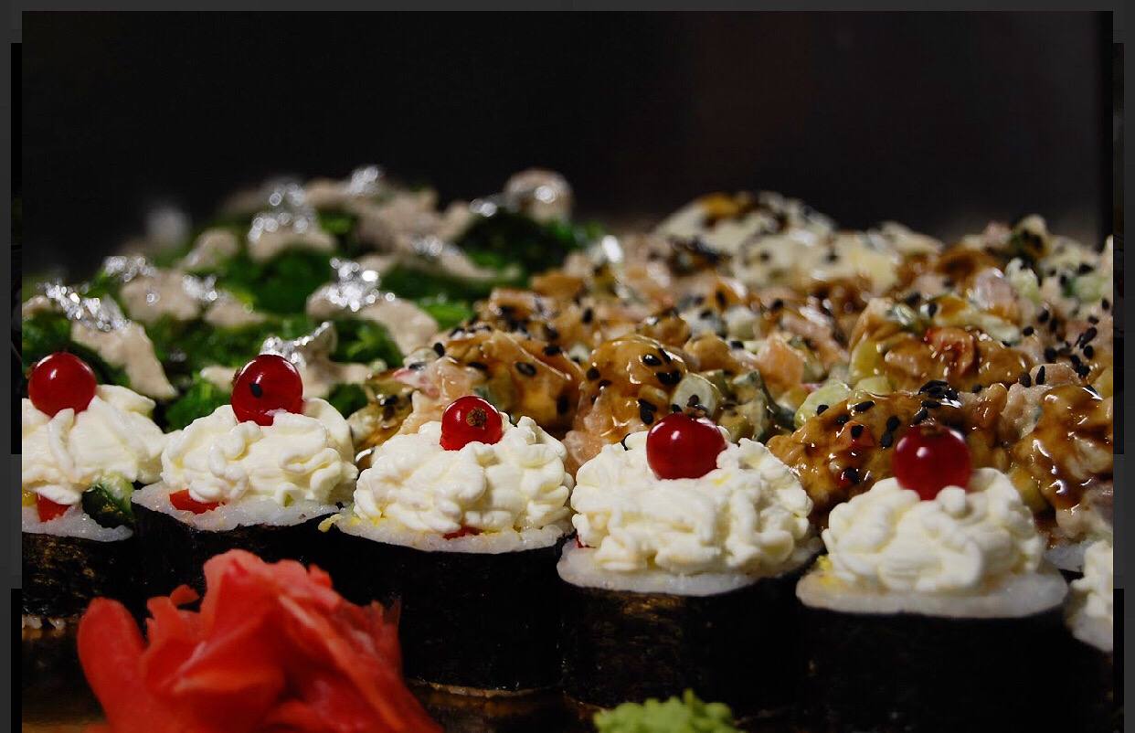 Susheriva Naybilʹshi Sushi U Lʹvovi image 6