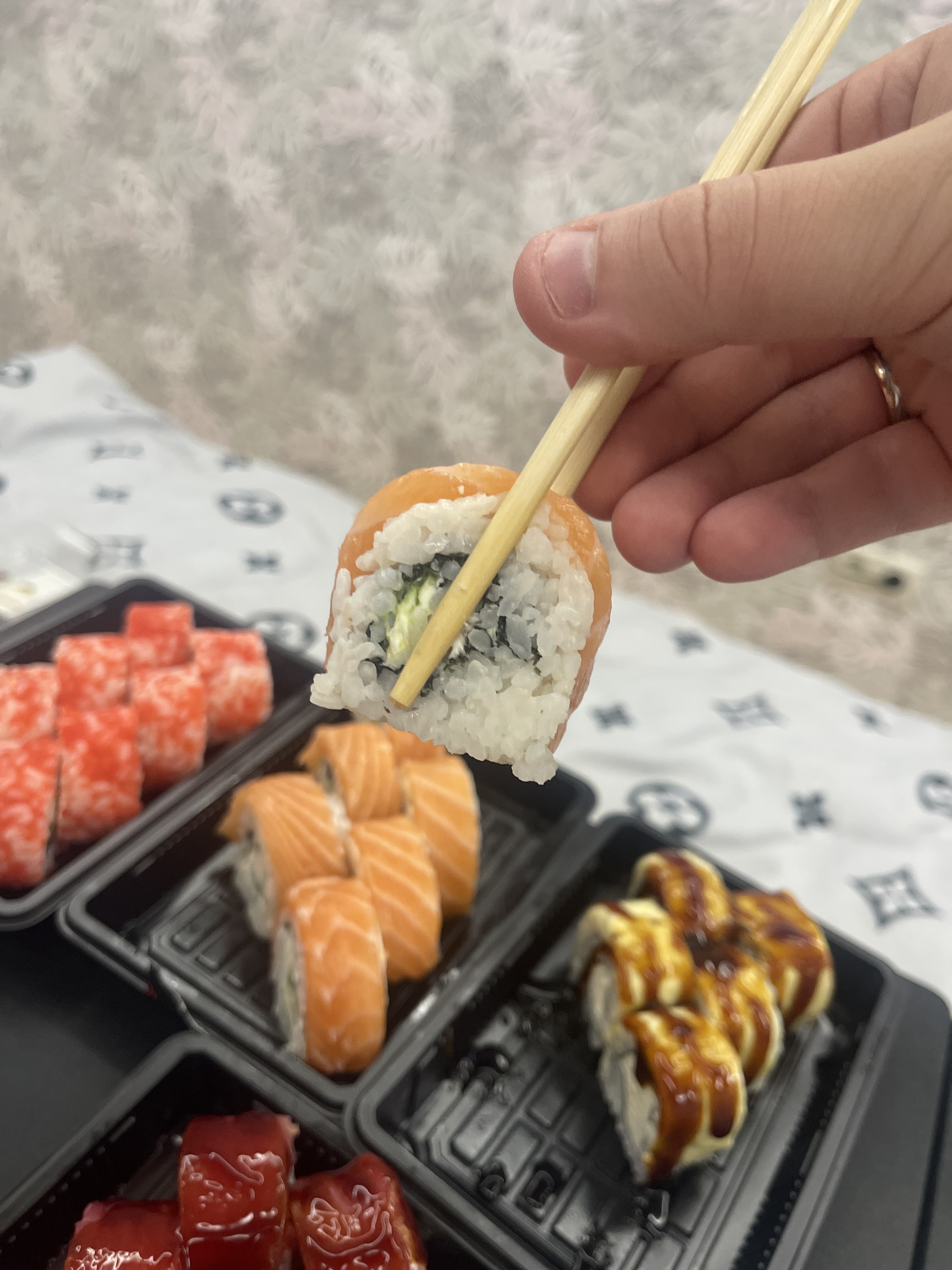 Osama sushi Lviv Сихівський р-н image 8