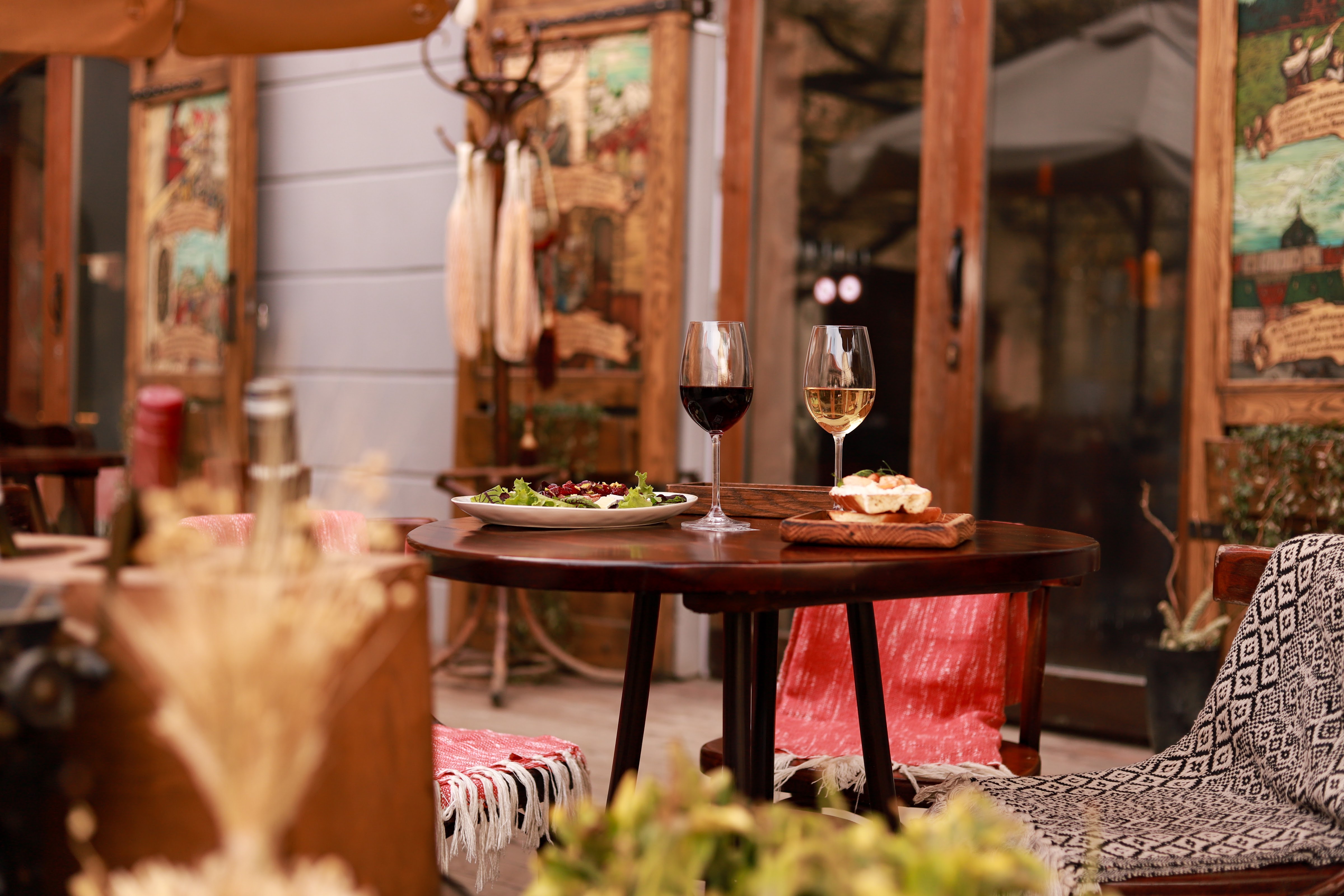 Pstruh, Khlib Ta Vyno image 11