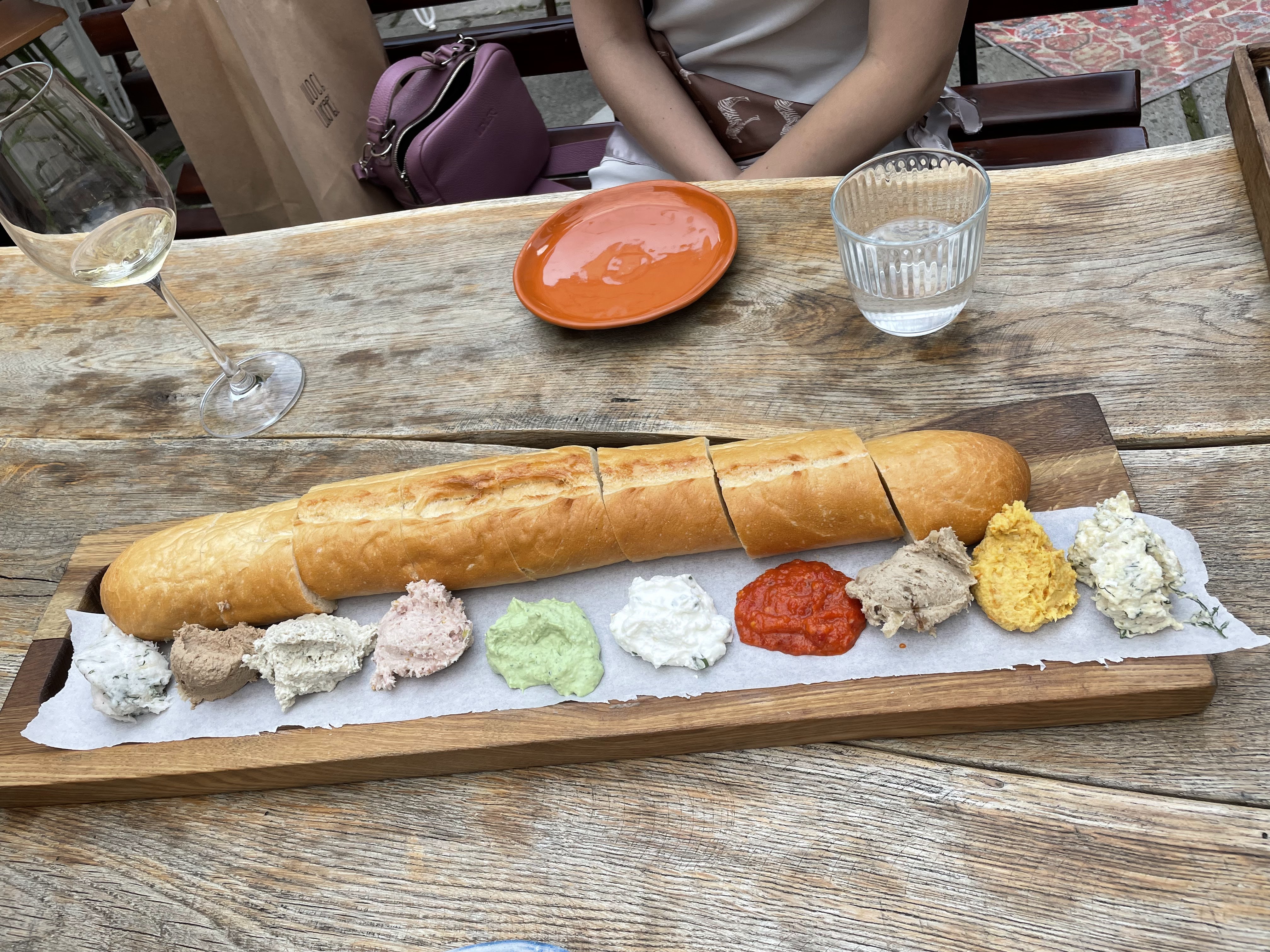 Pstruh, Khlib Ta Vyno image 20