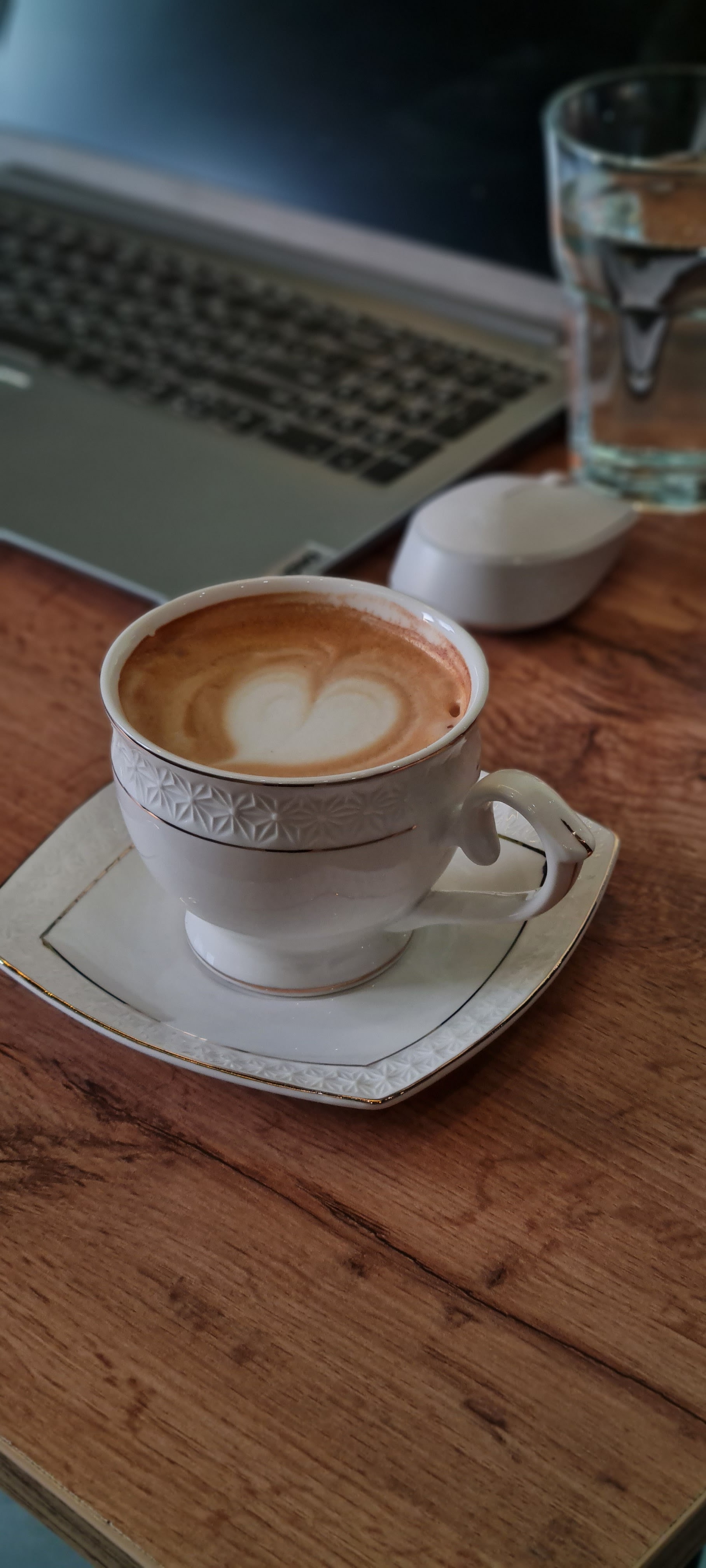 VIBE.Food&drinks image 9