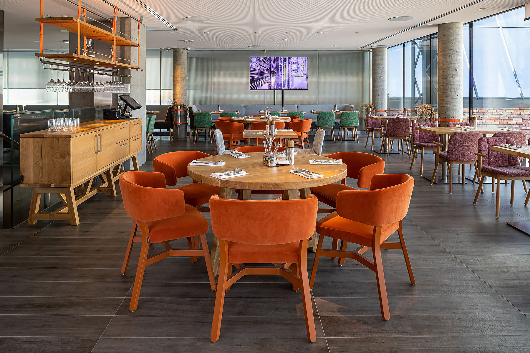 CHILLY Food&Bar image 11