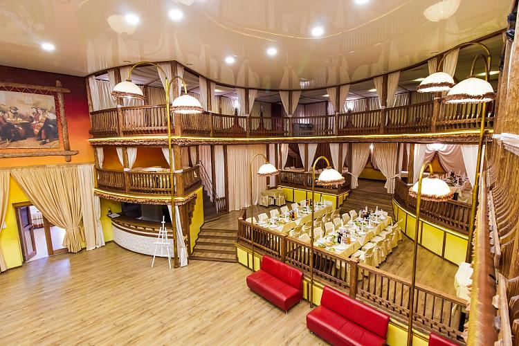 Ресторан та бенкетні зали готельного комплексу "Галактика" у Винниках, поблизу Львова image 16