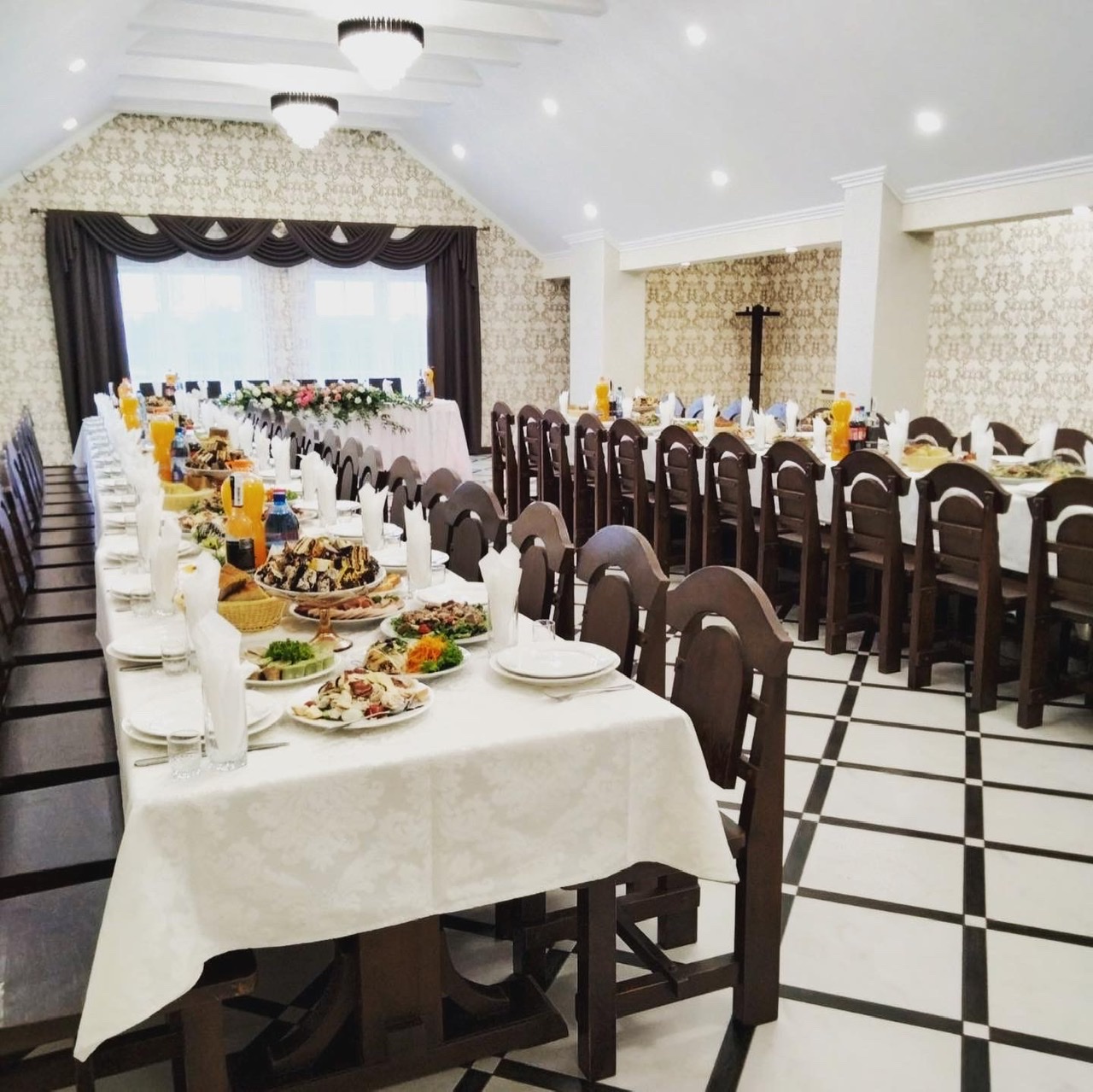 Avstriysʹkyy Dvir image 11