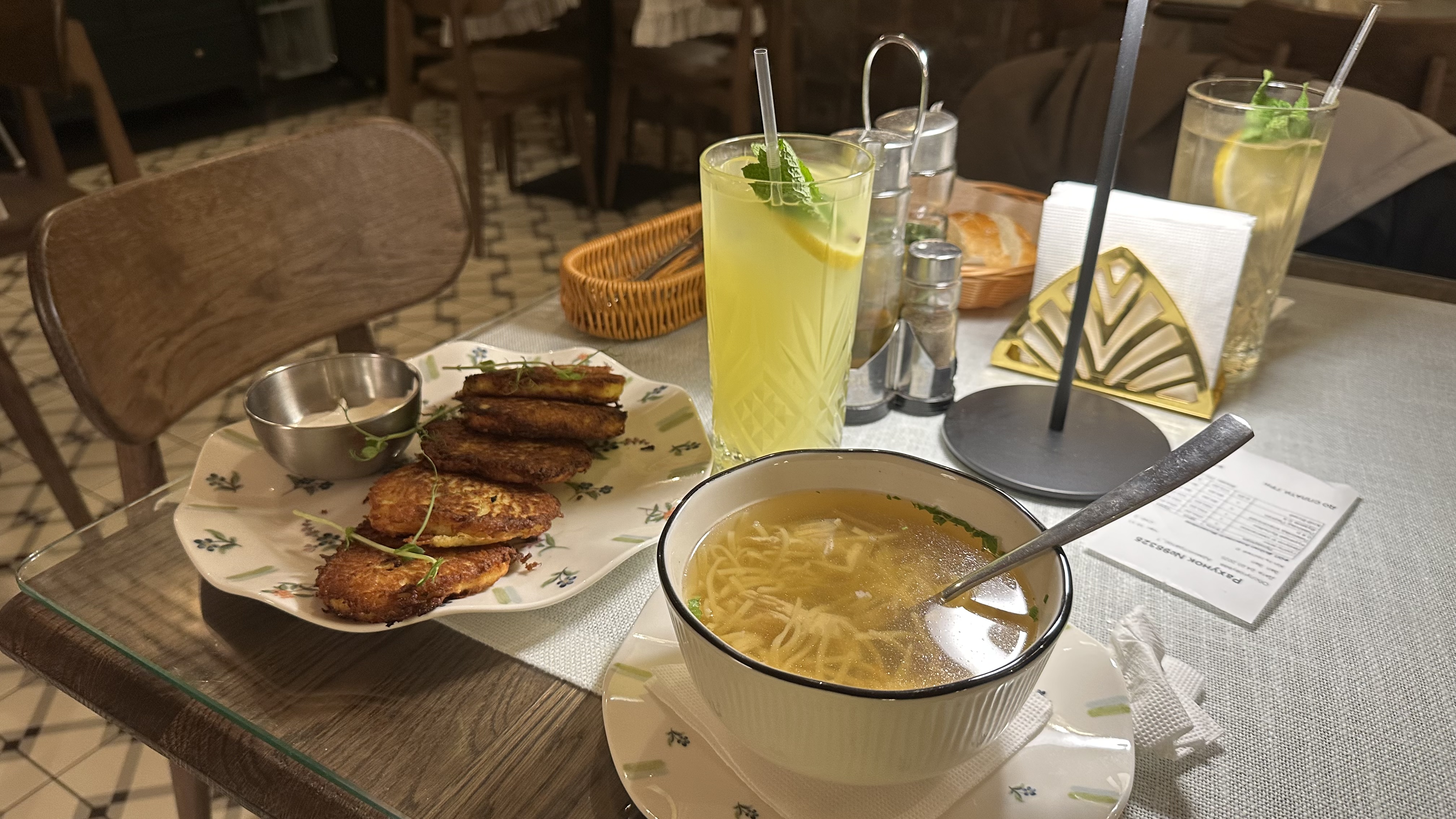 Акварель на площі image 18