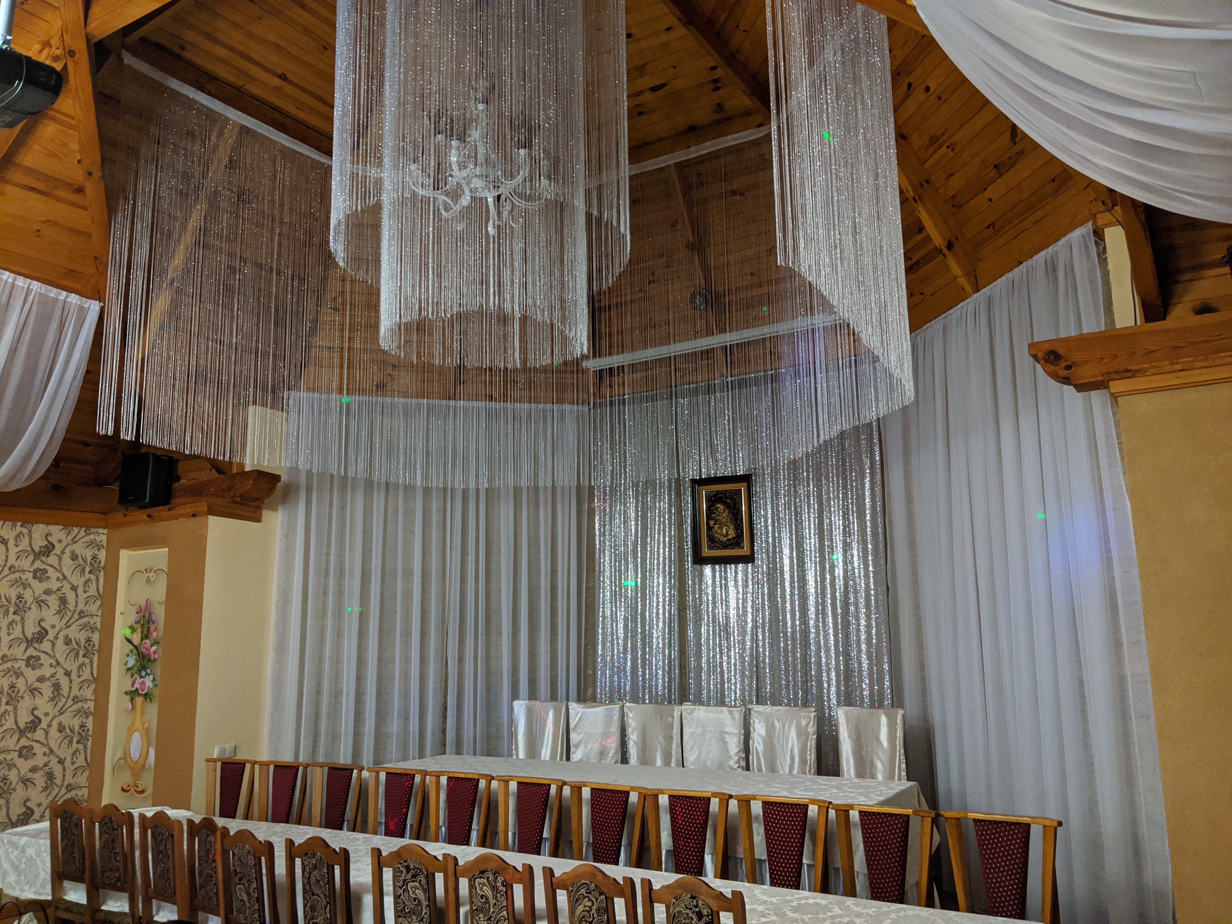 Staryy Bank image 19