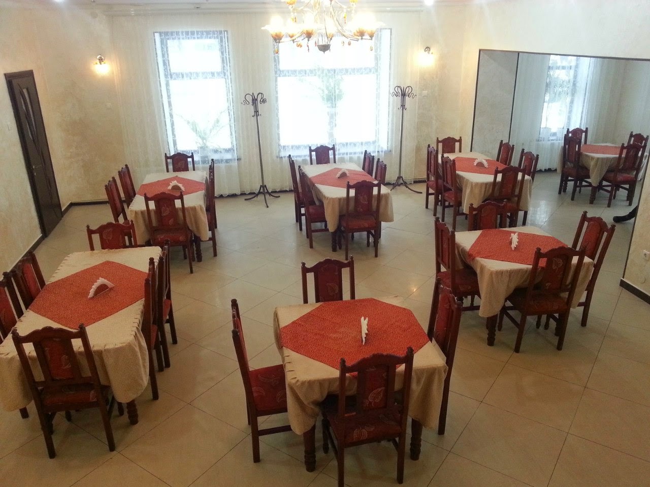 Snowdrop Restaurant image 13