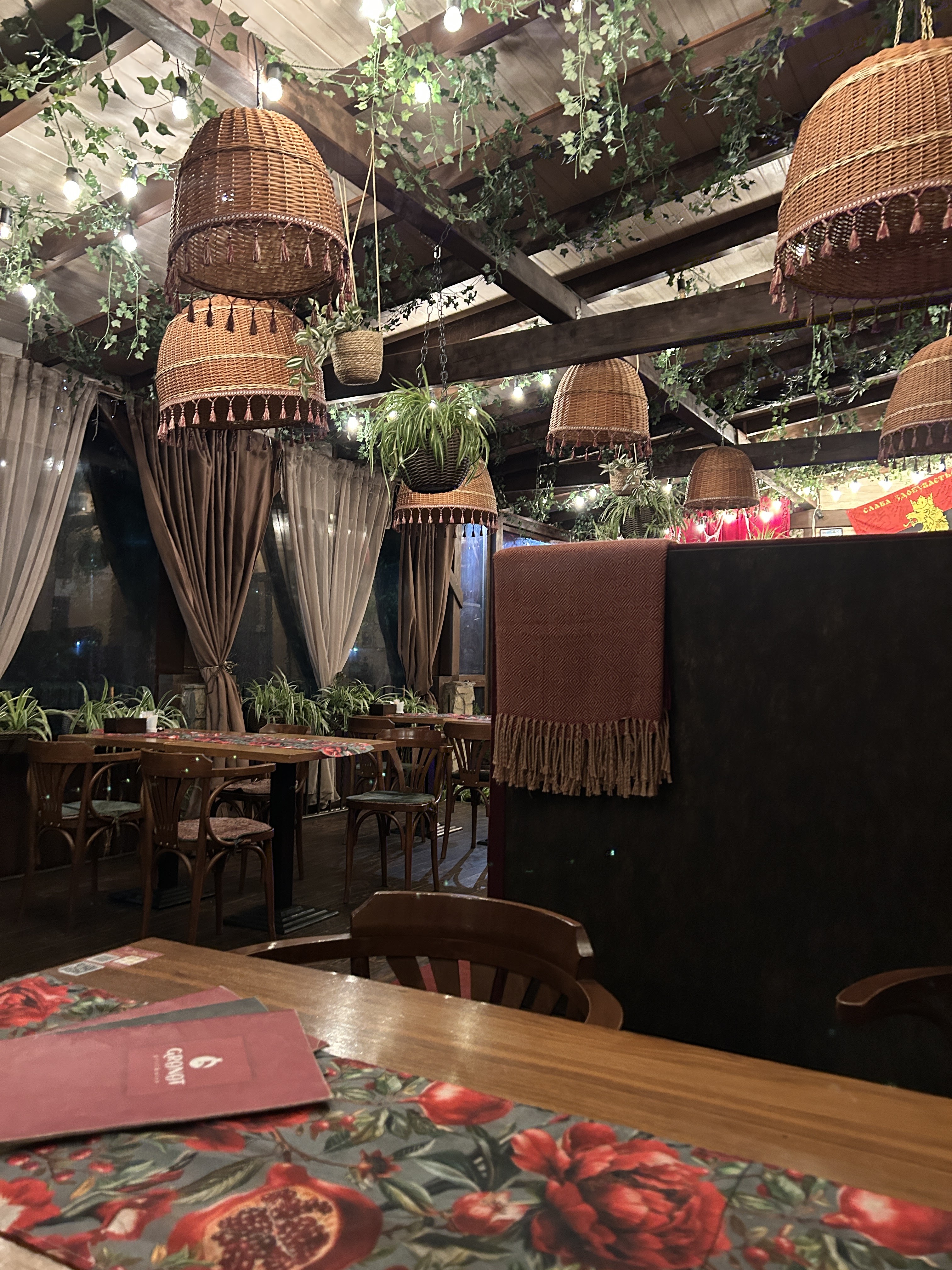 Granat grill and wine image 20