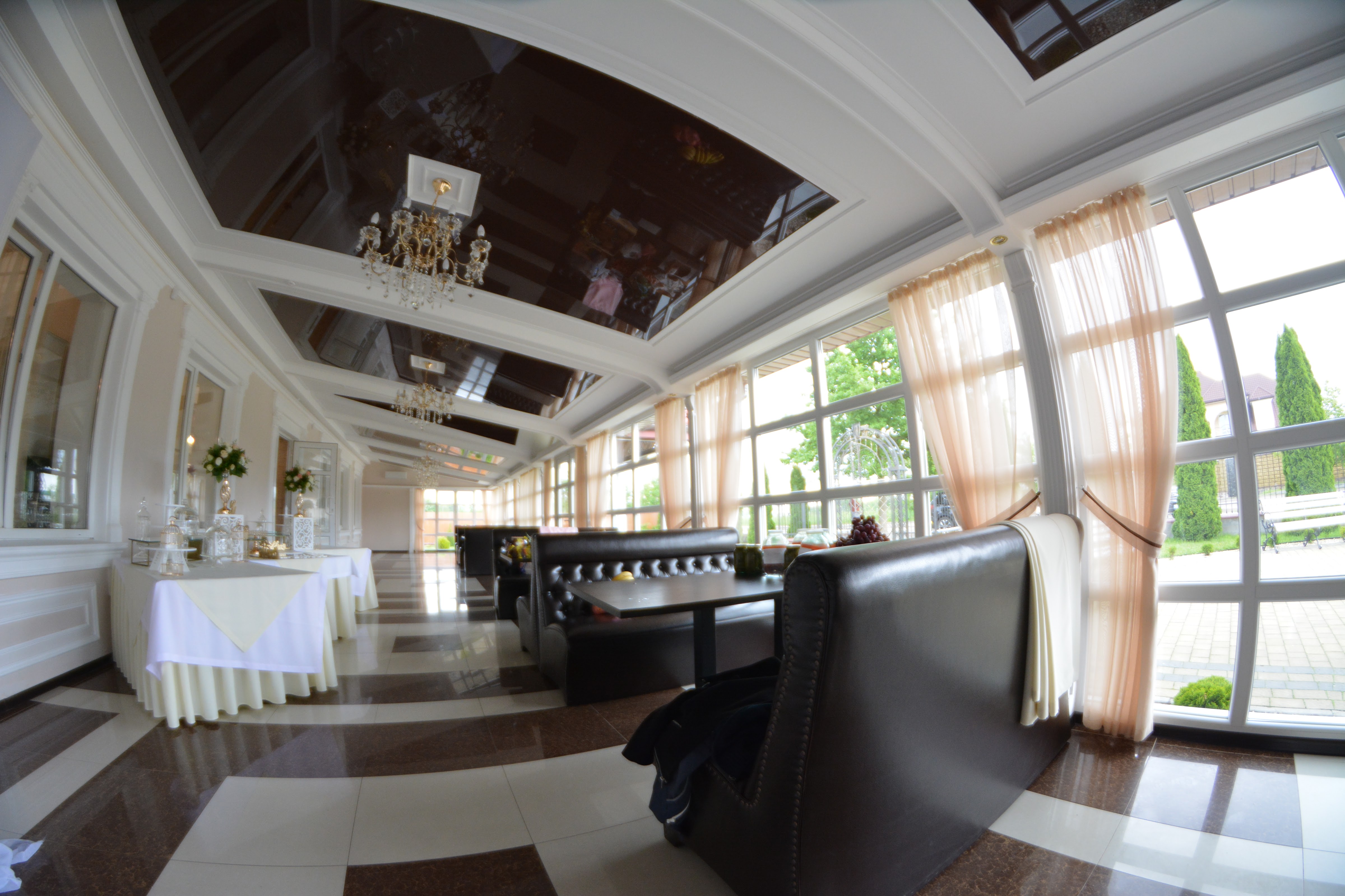 Гостинний двір image 19