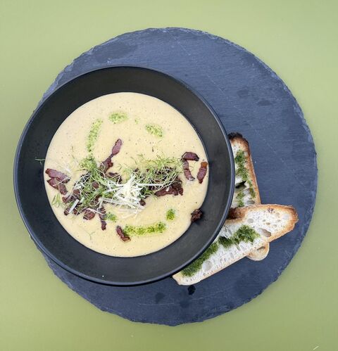 KachCafe image 6