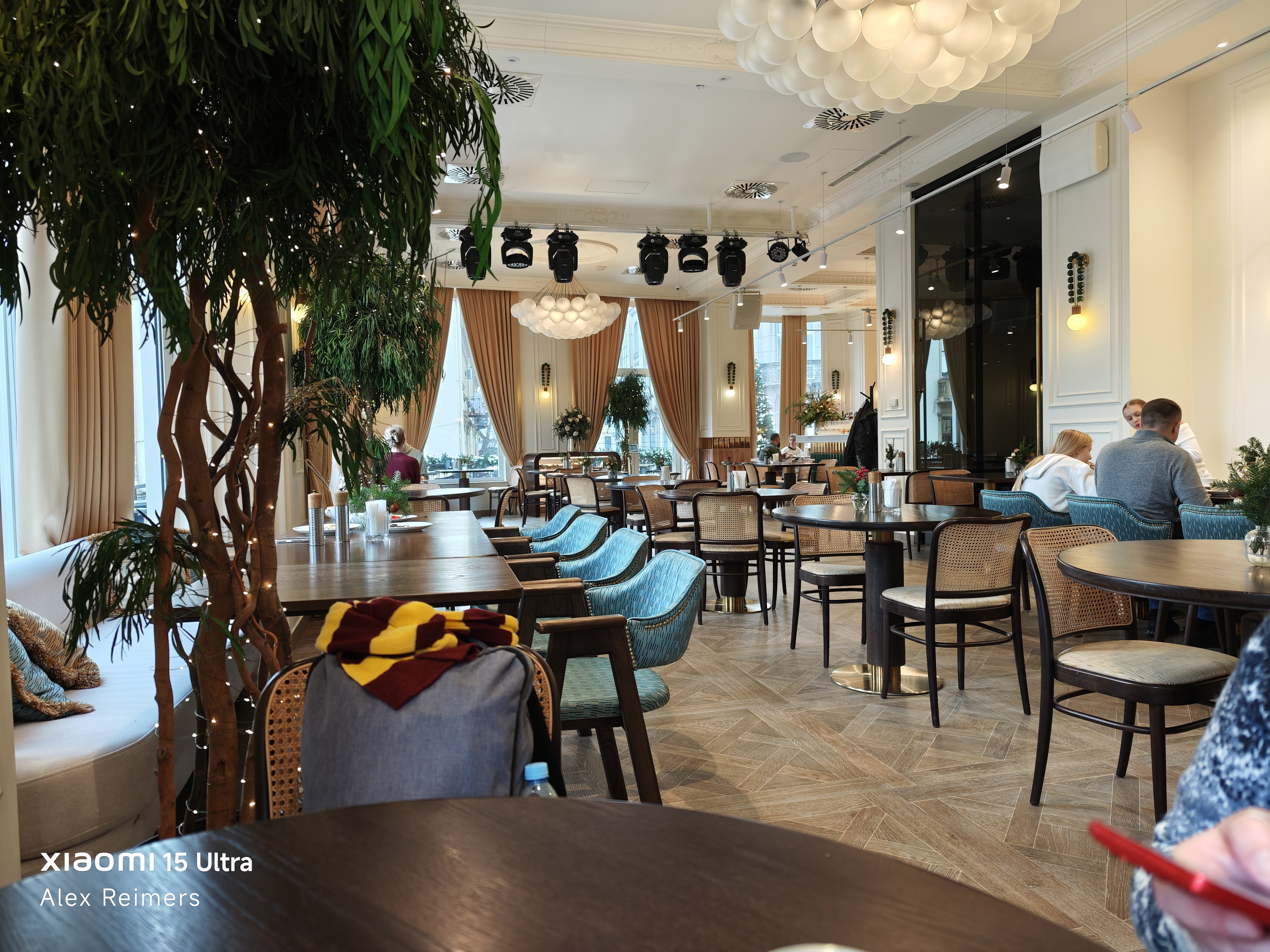 Omnivore & Sky Bar image 12