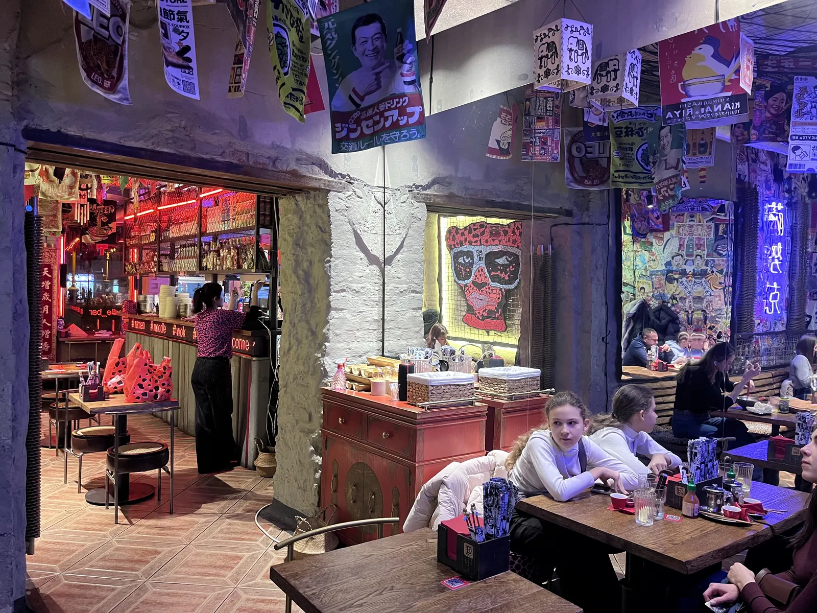 Leo_noodle_bar image 13
