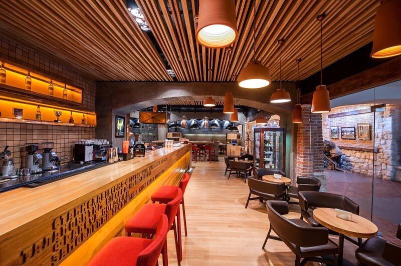 Corassini grill & wine image 20