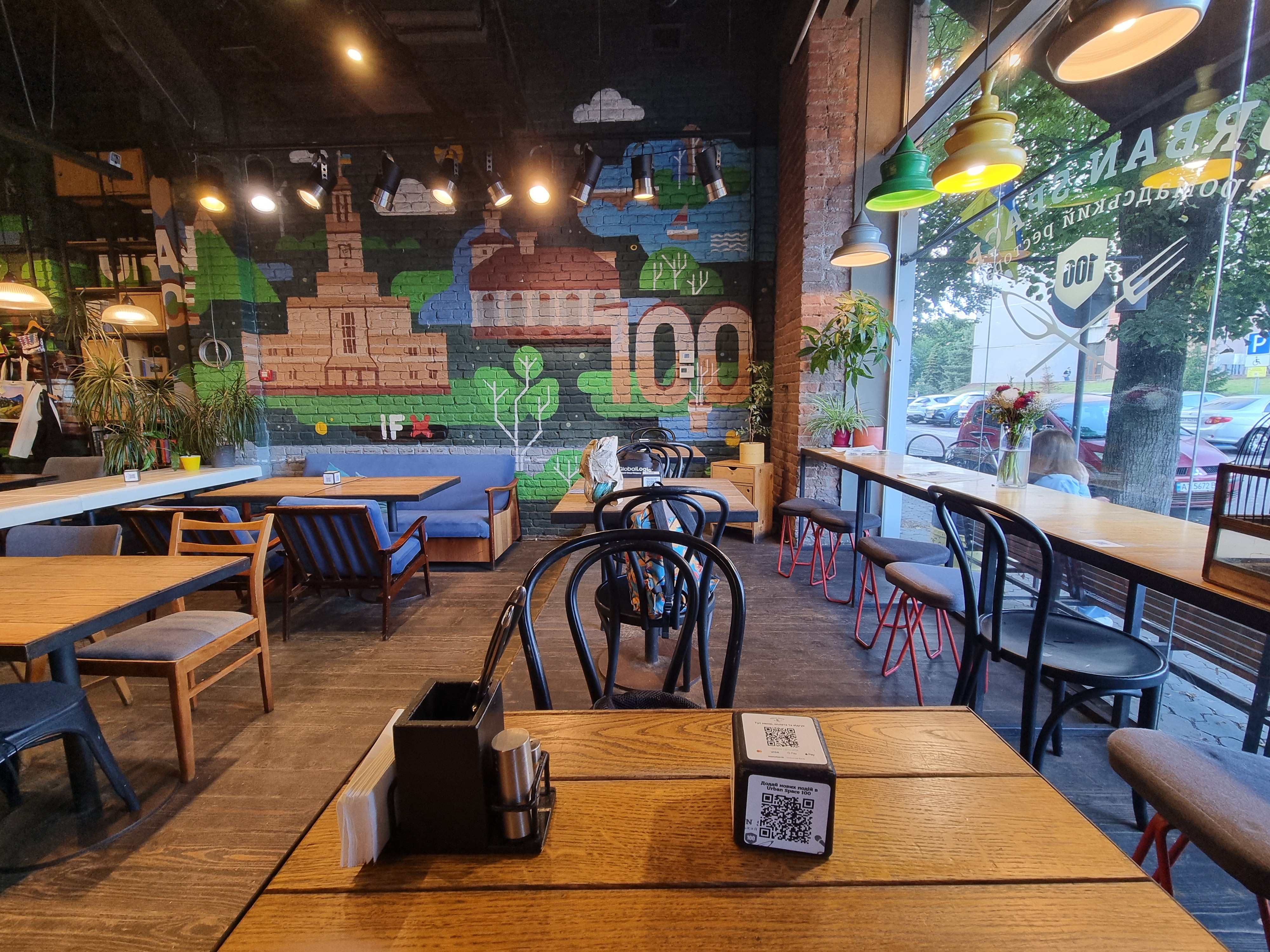 Urban Space100 image 16