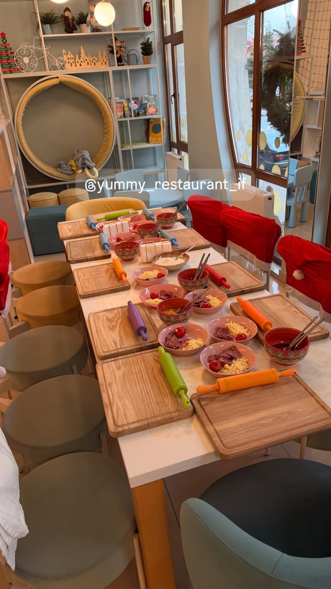 Yummy restaurant image 13