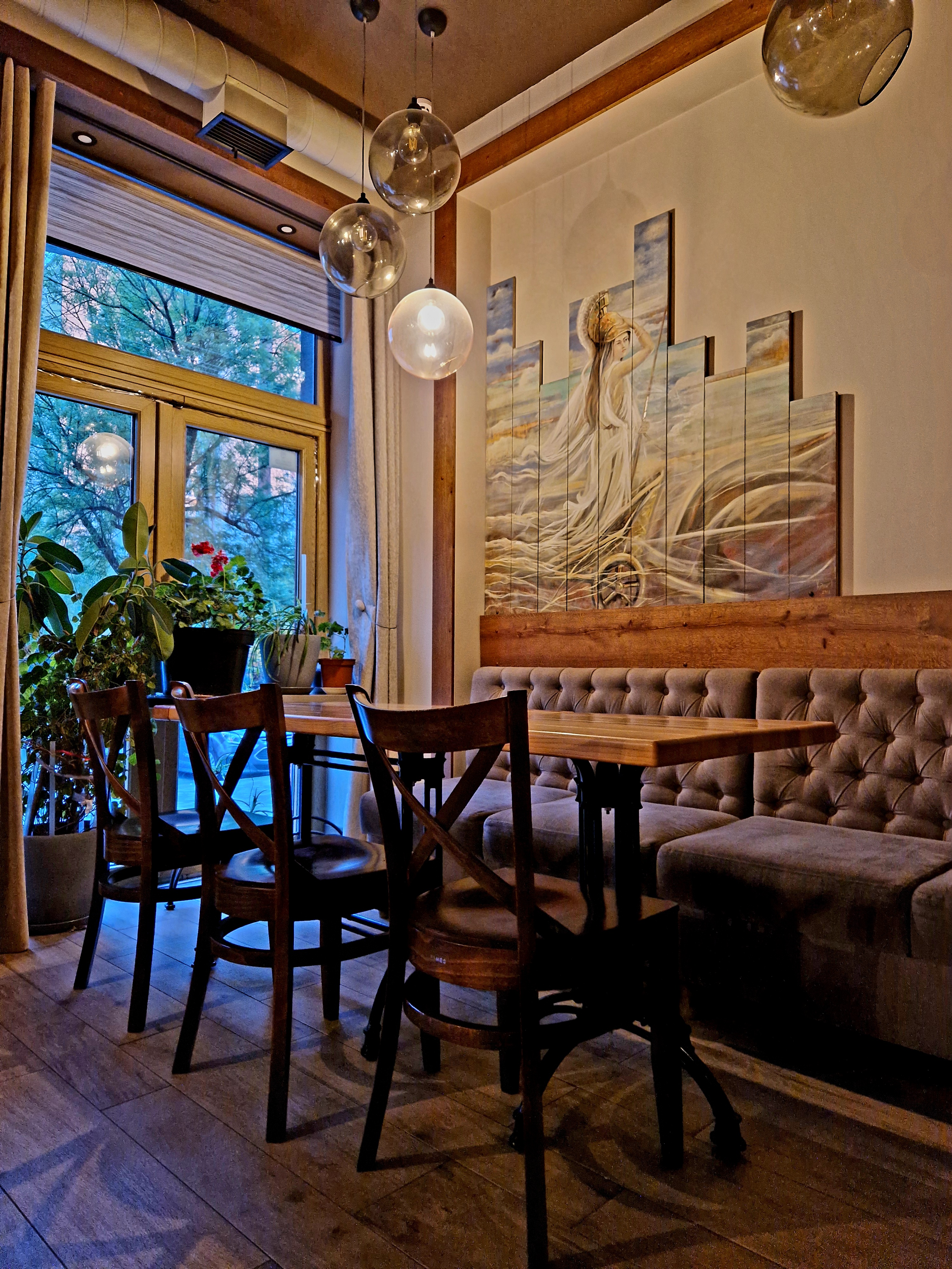 Osteriya Pitseriya "Minerva" image 14