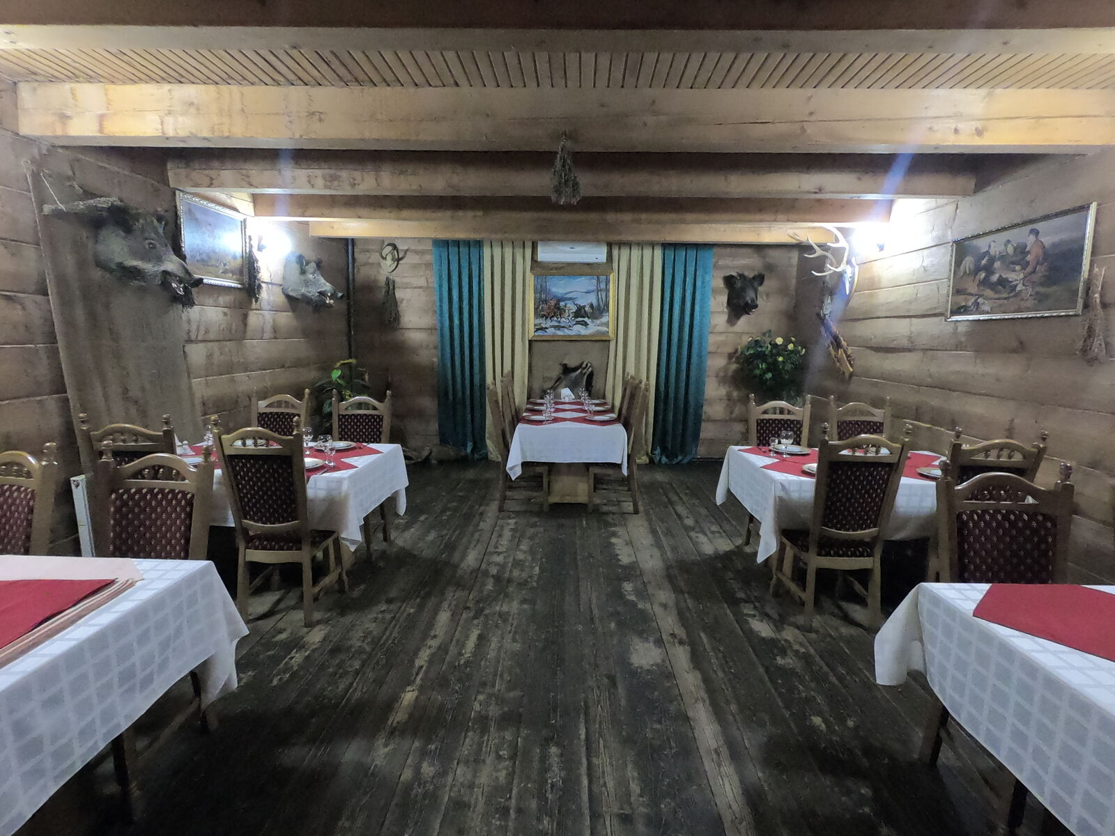 Knyazhyy Dvir, Hotelʹno-Restorannyy Kompleks image 20