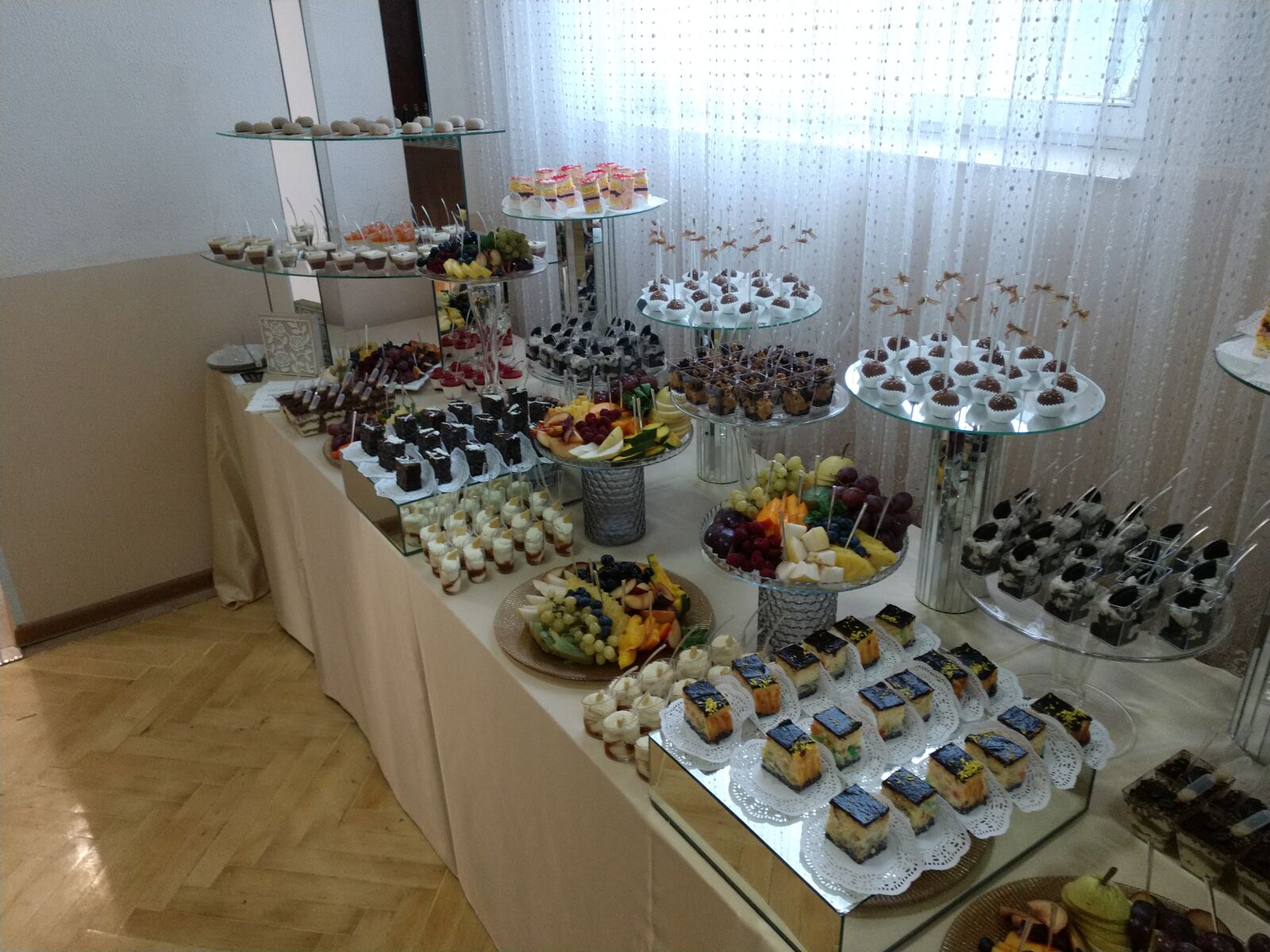 ЧЕРВОНА РУТА, РЕСТОРАН image 14