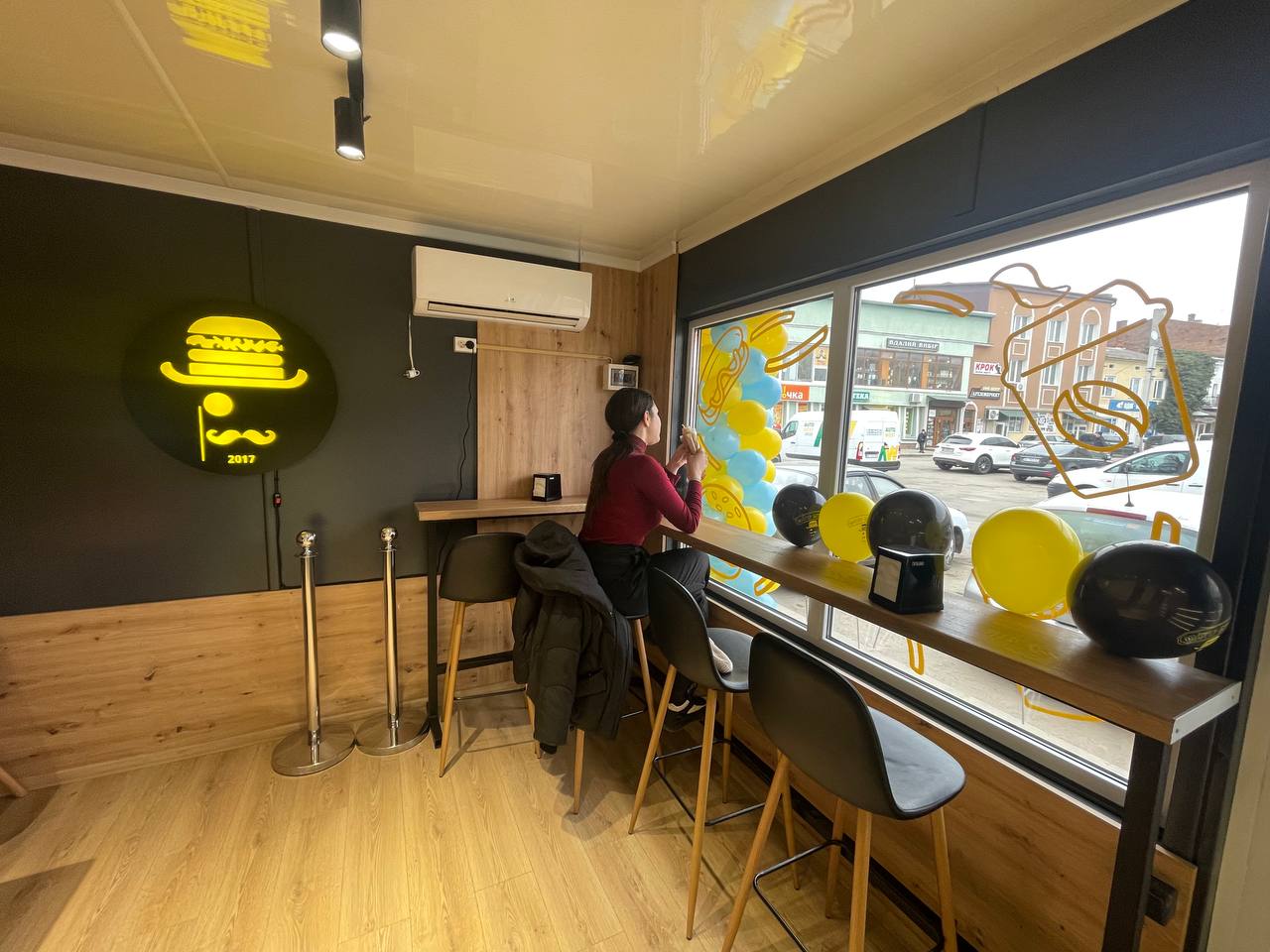 Mister Burher image 16