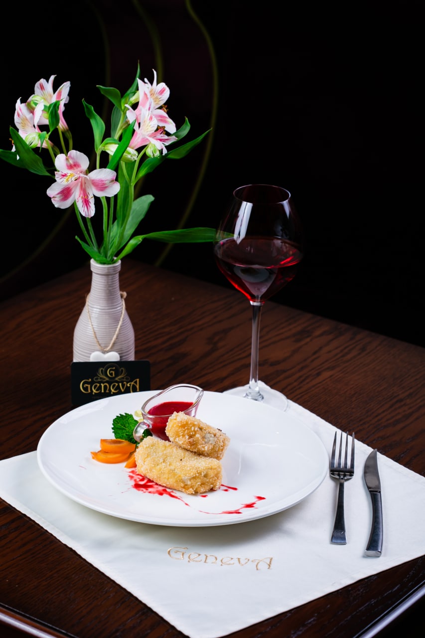 Restoran Zheneva Ternopil Hotelʹ Bankety, Furshety, Vesillya, Korporatyvy, Dytyacha Kimnata image 15