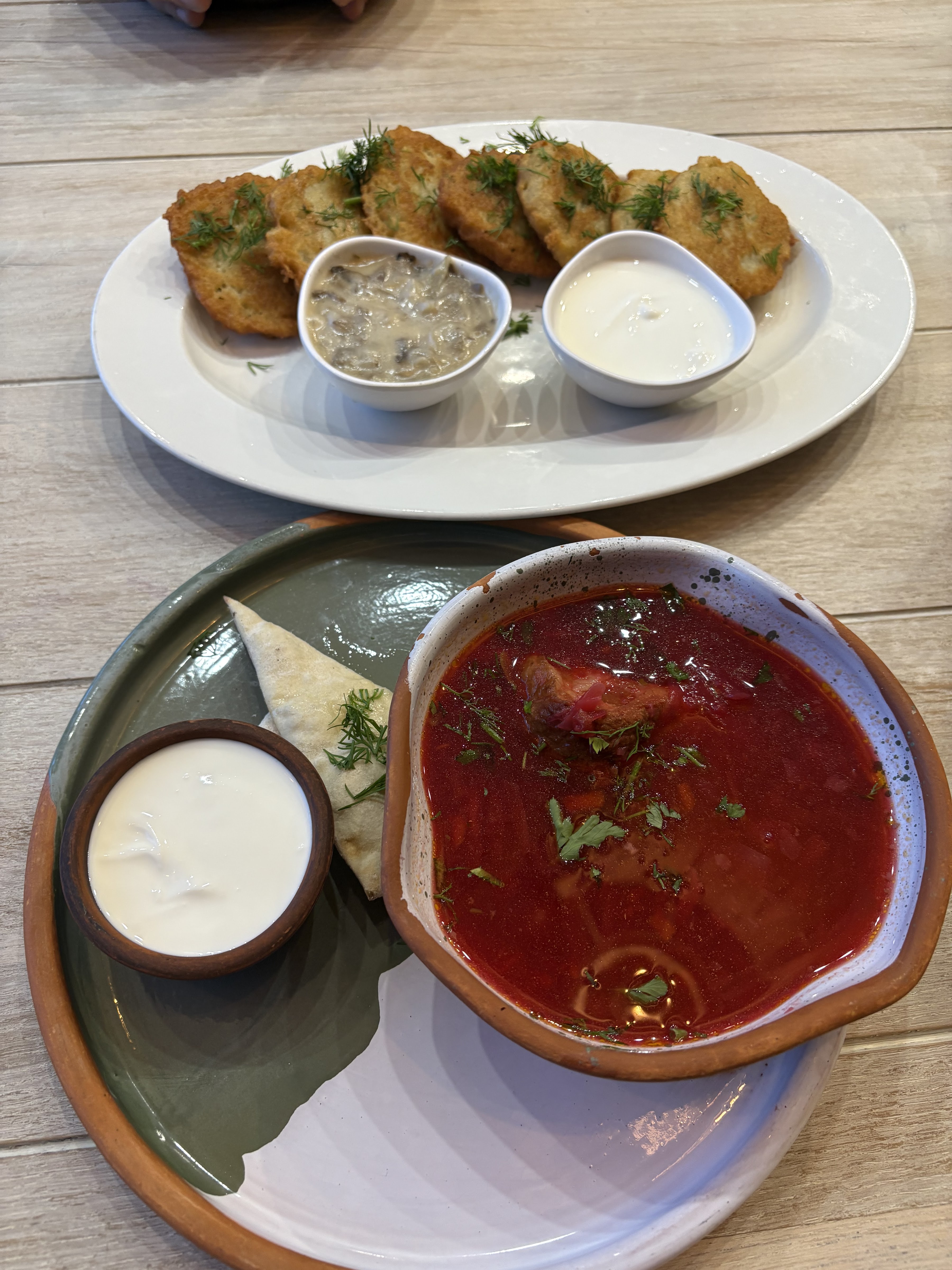 Сімейна ресторація «ТРИ МИКОЛИ» image 17