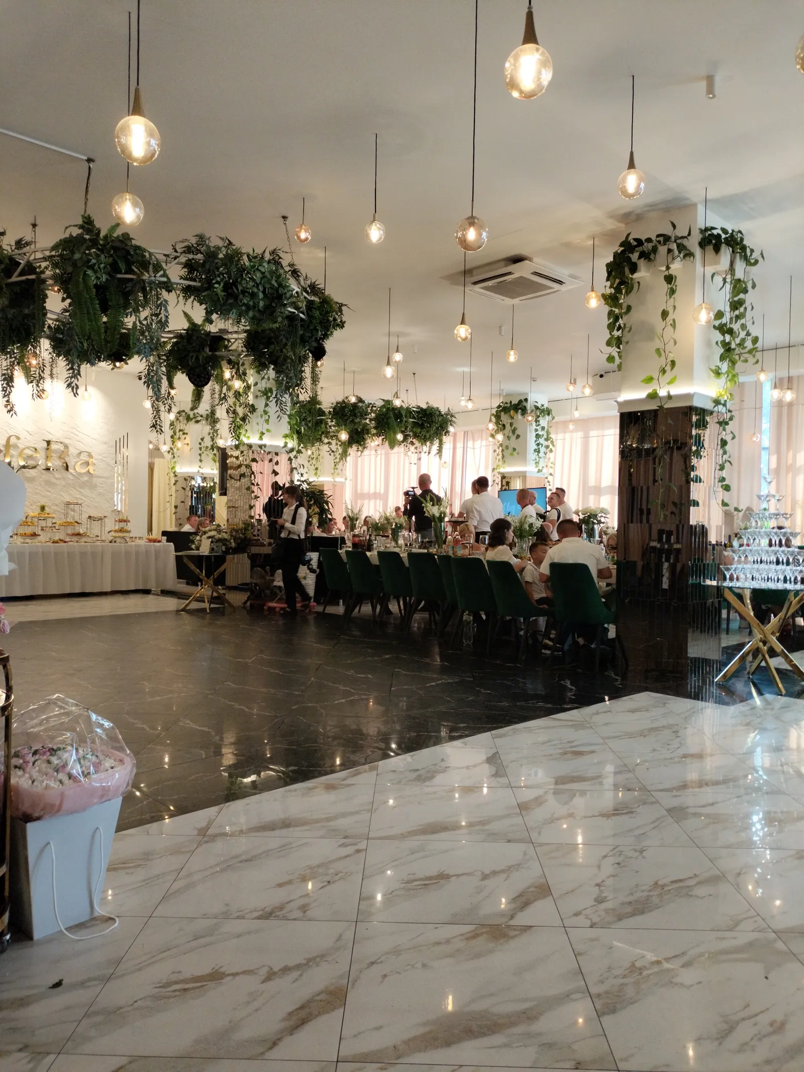 SfeRa Restaurant image 14