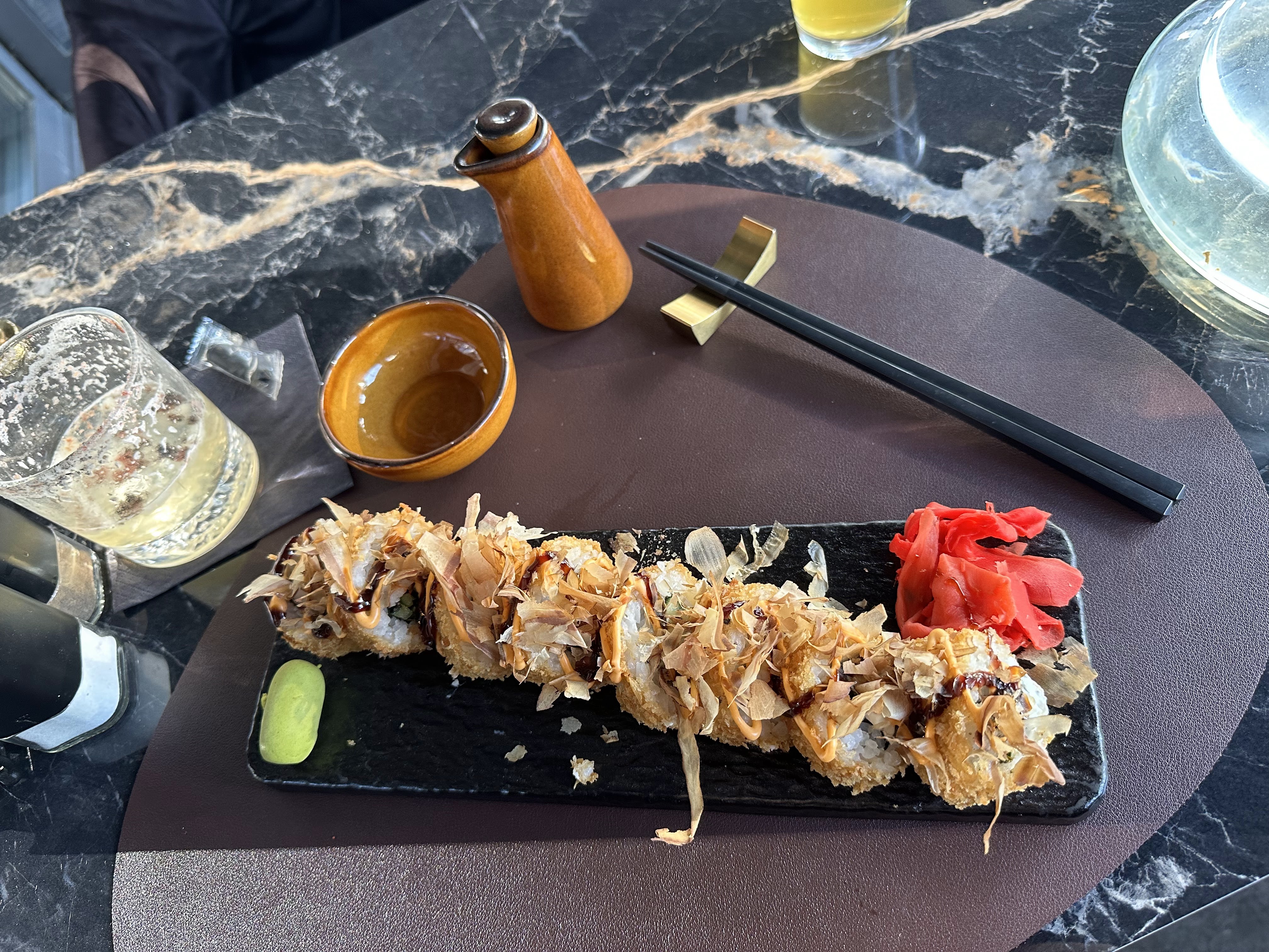 Mid Lounge Restaurant image 15