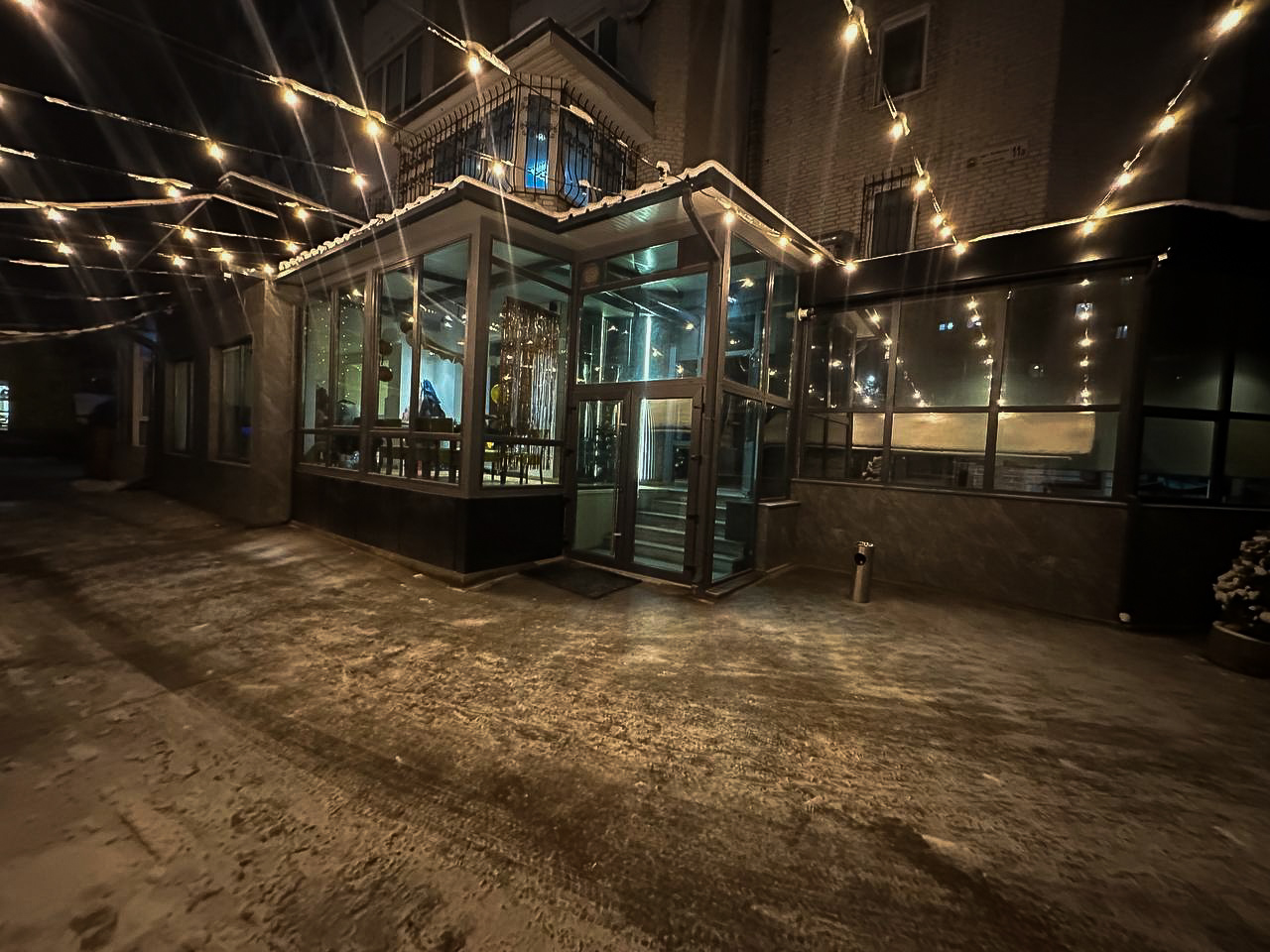 Steyk-Khaus Bif Pitsa Ternopilʹ. Onovlenyy Zaklad, Nove Menyu, Velyka Dytyacha Ihrova Kimnata.pitsa, Sushi, Shashlyk, Steyky. Dostavka. image 13