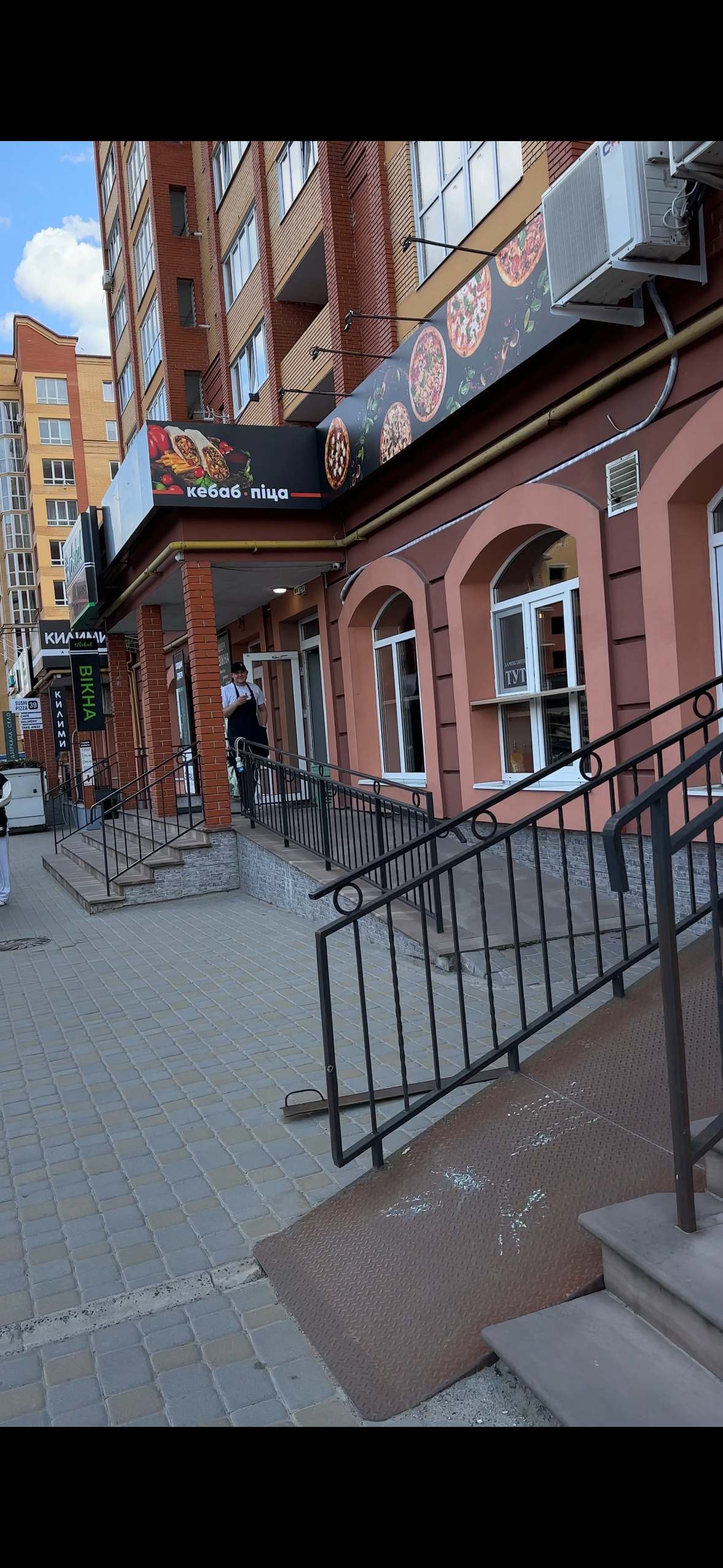 One kebab&pizza image 20