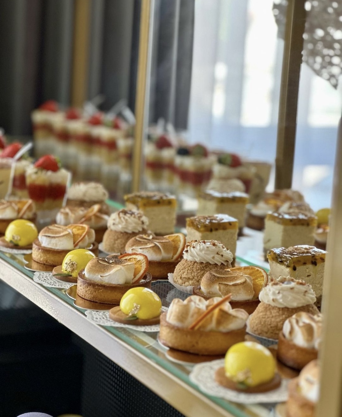 Versailles Restaurant image 17