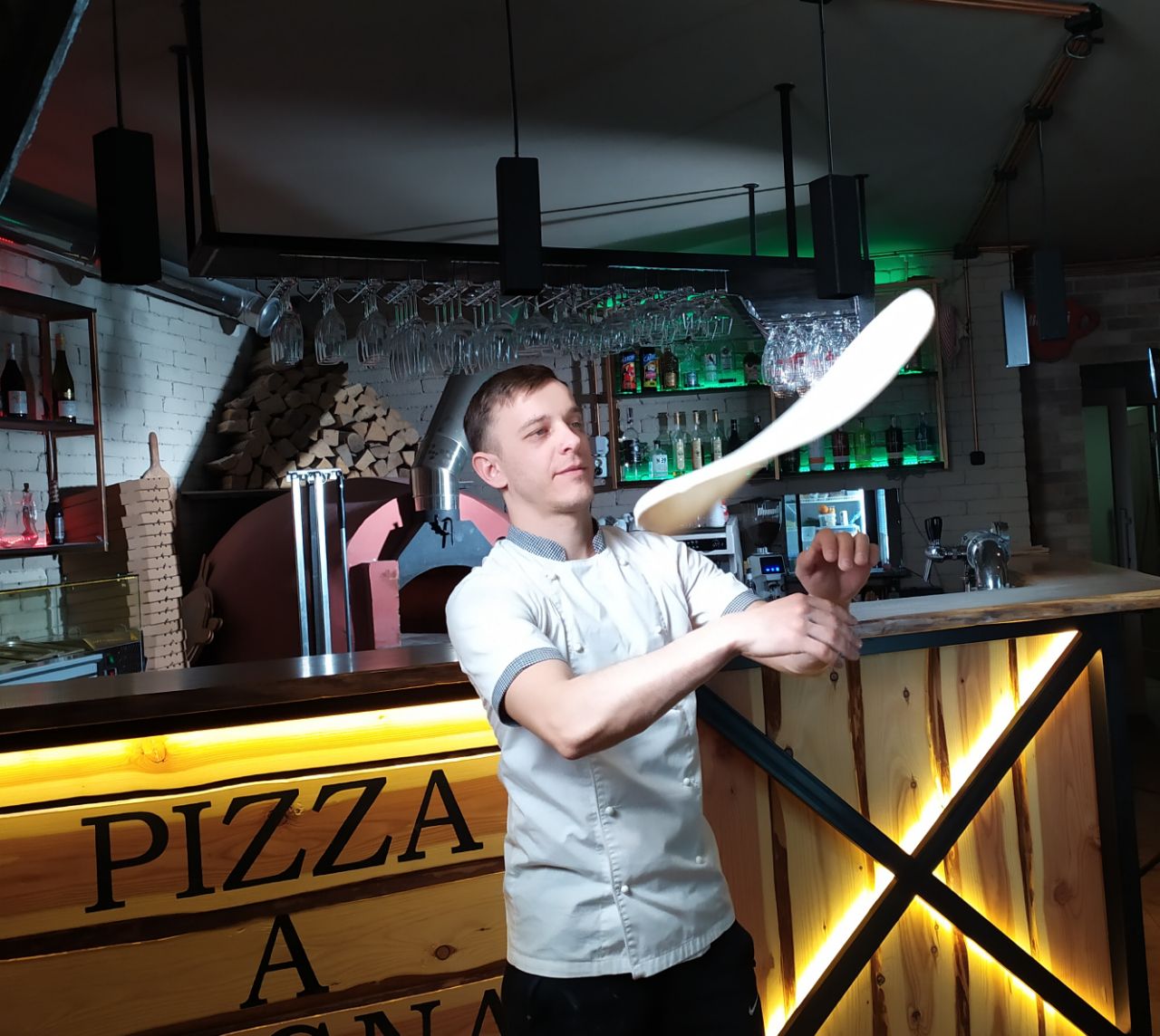 Pizzeria-pub Toto image 16