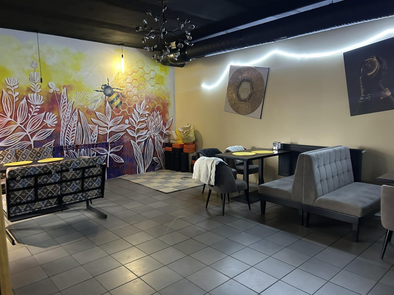 Gastro Sota Pub image 15