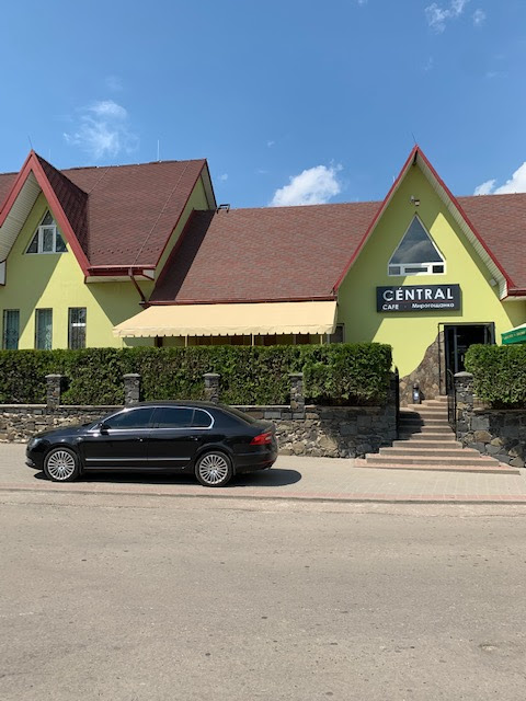 Central Cafe Мирогощанка image 17