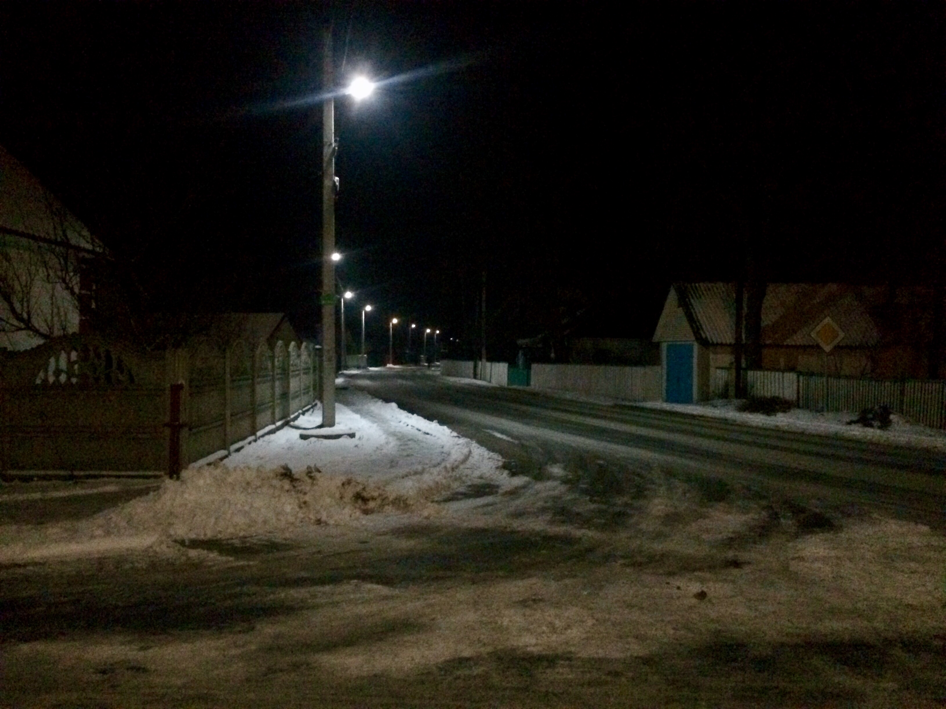 Zoloti Vorota image 16