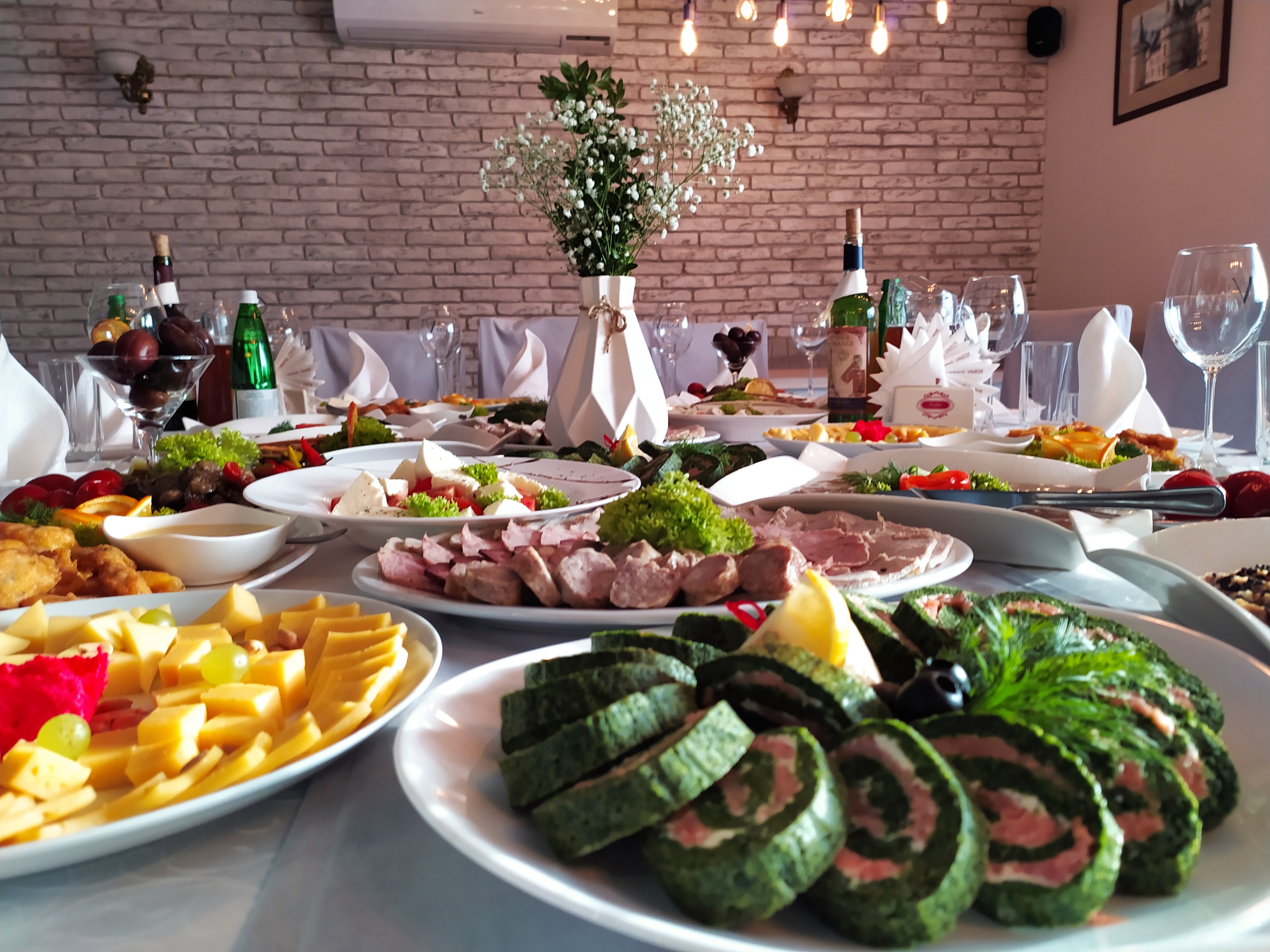 Staryi Zamok image 12